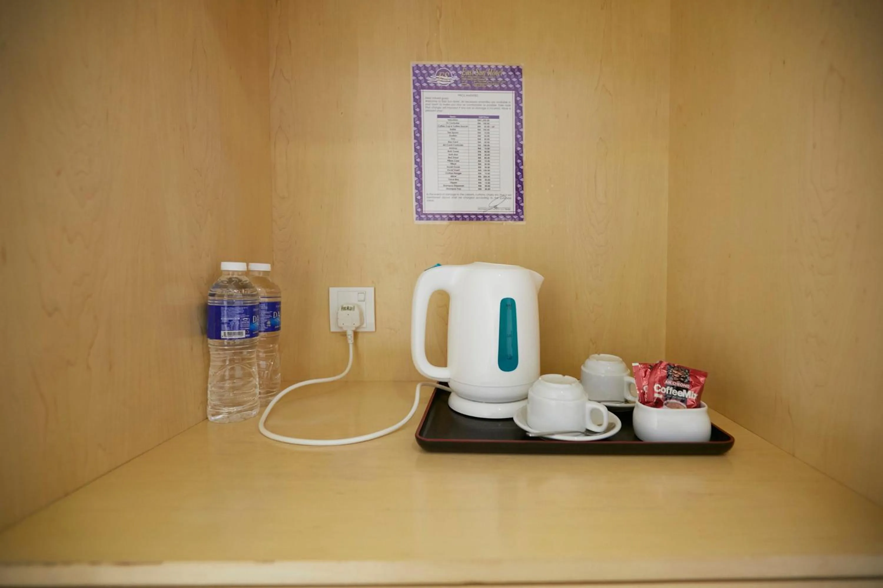 Coffee/tea facilities in East Sun Hotel Sekinchan Self Check In