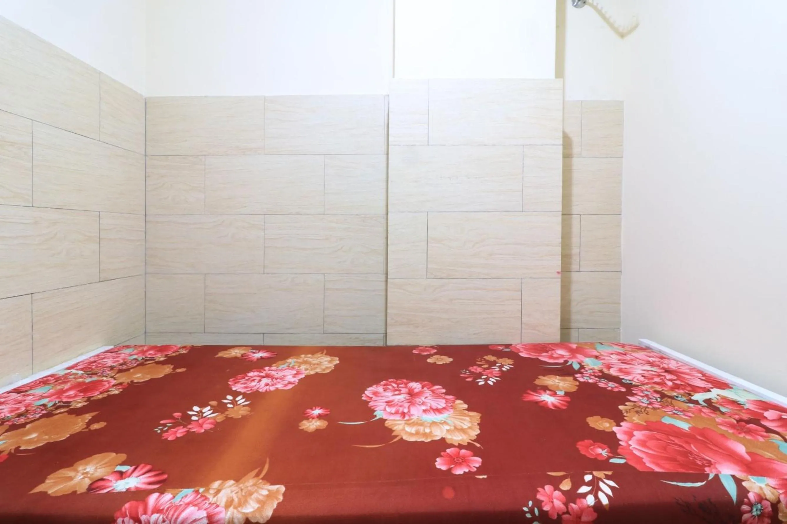 Bed in Eiffel Residence Tarakan - Female Only
