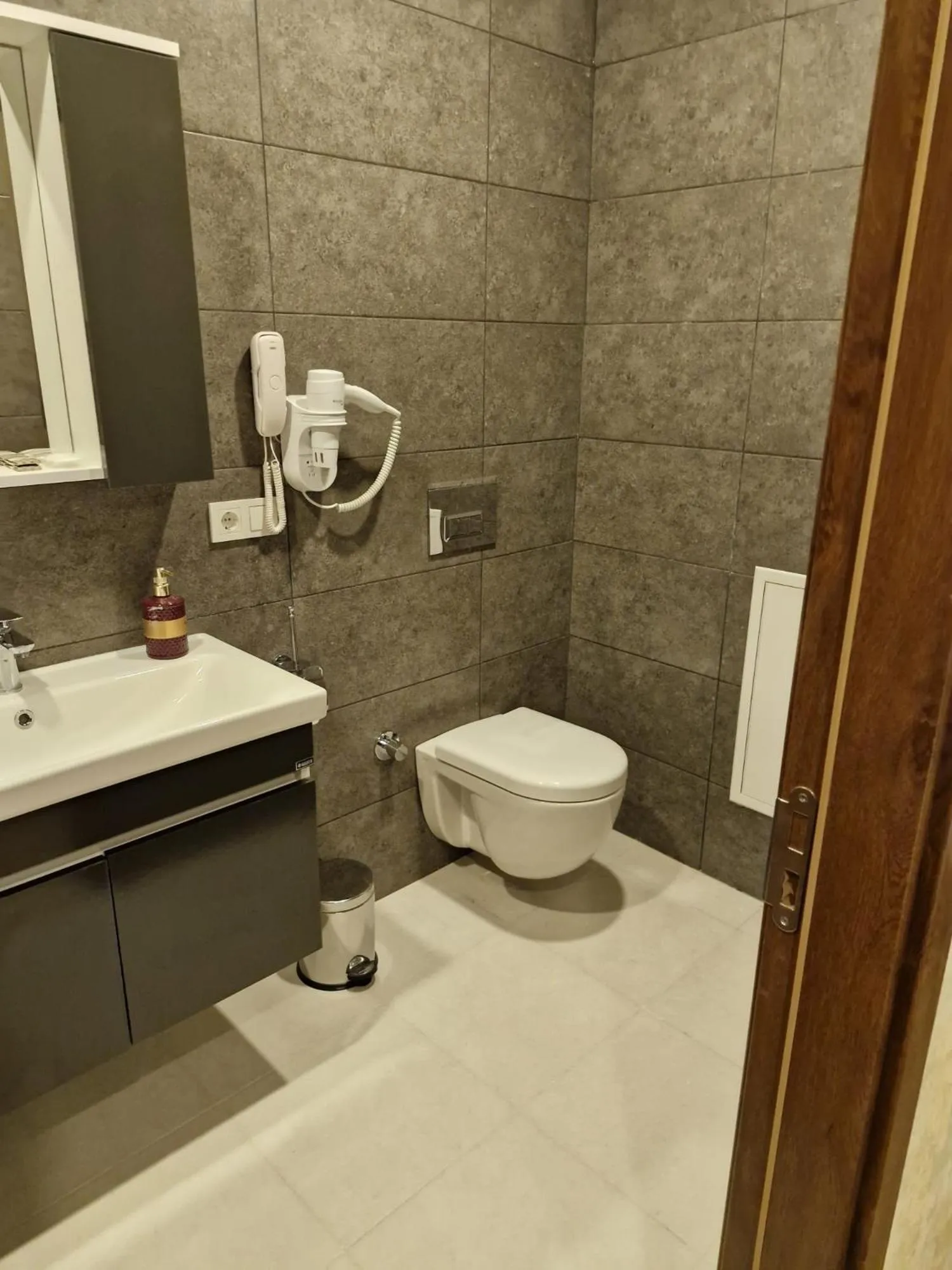 Bathroom in Mr BEYAZ HOTEL