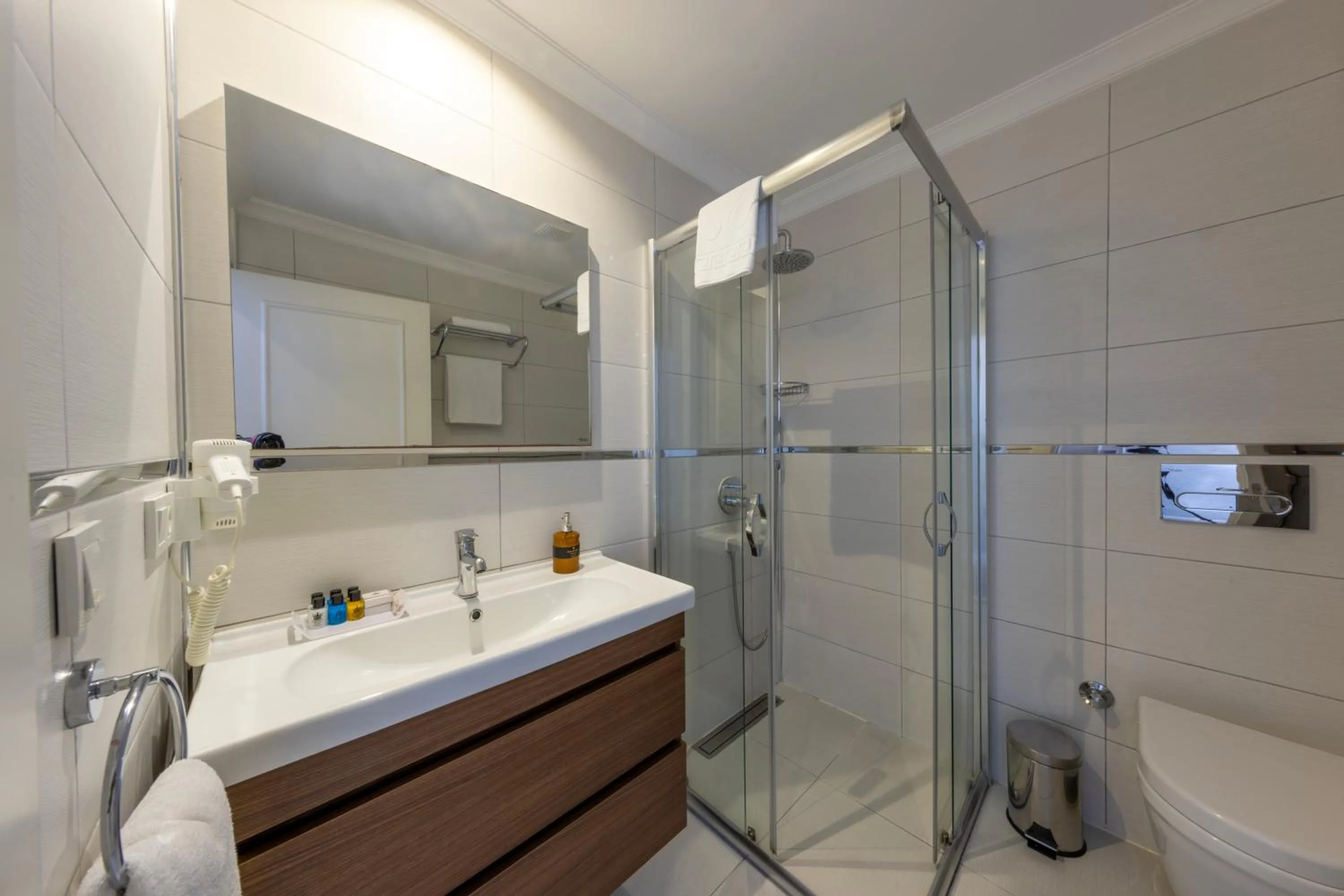 Bathroom in Mr BEYAZ HOTEL