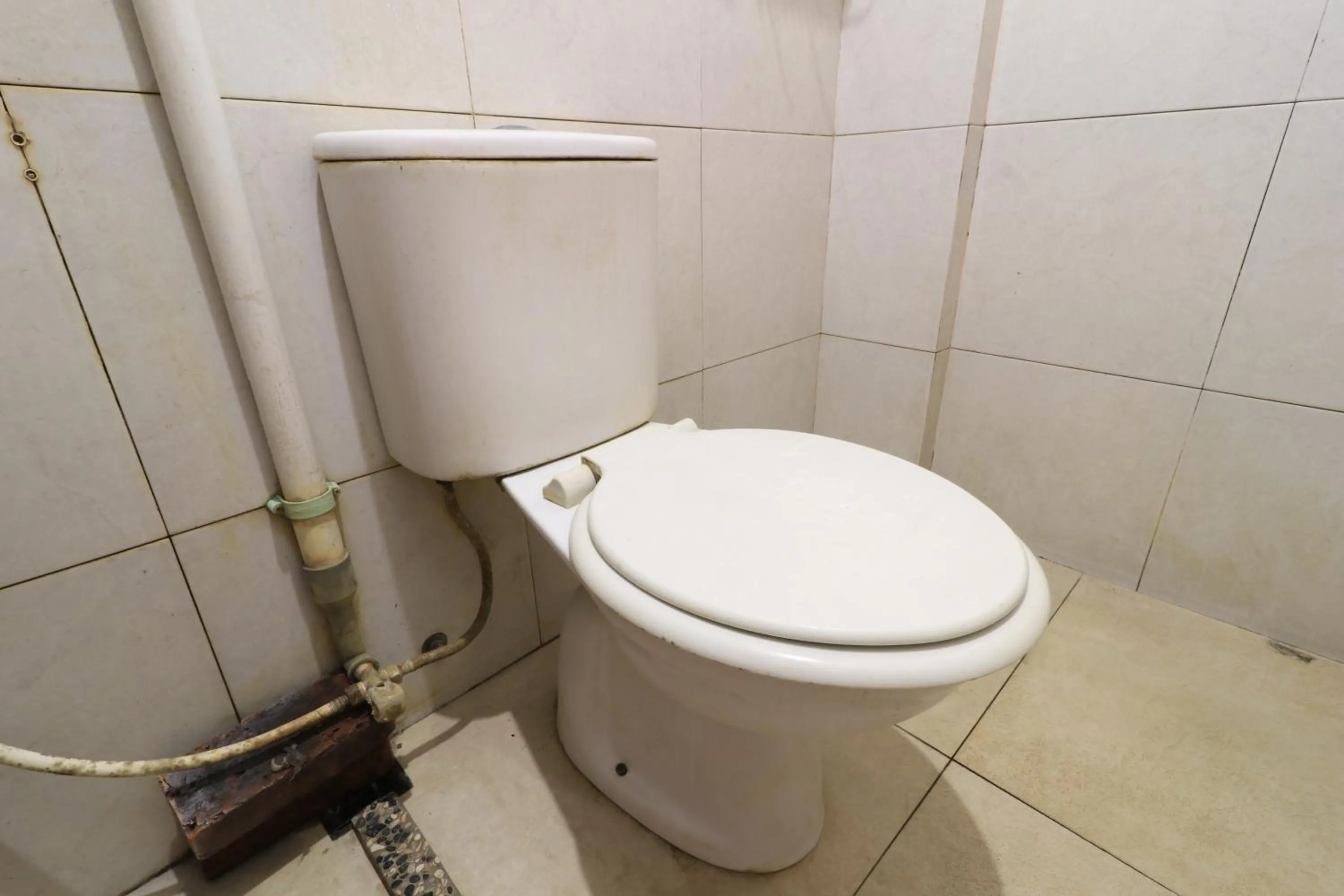 Bathroom in Eiffel Residence Batu Tulis 37 - Female Only