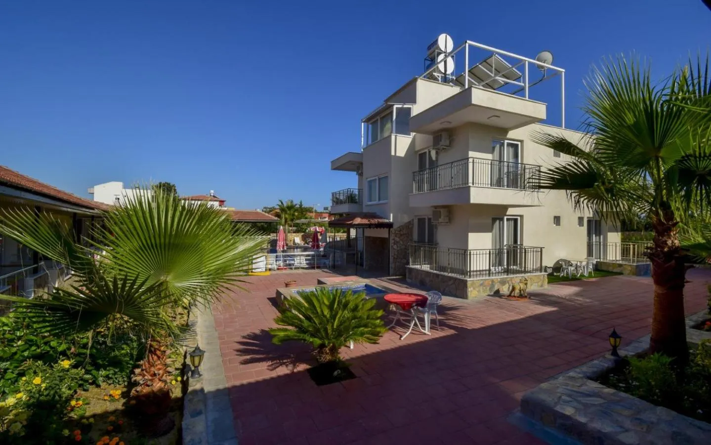 Property building in Esmeralda Butik Hotel