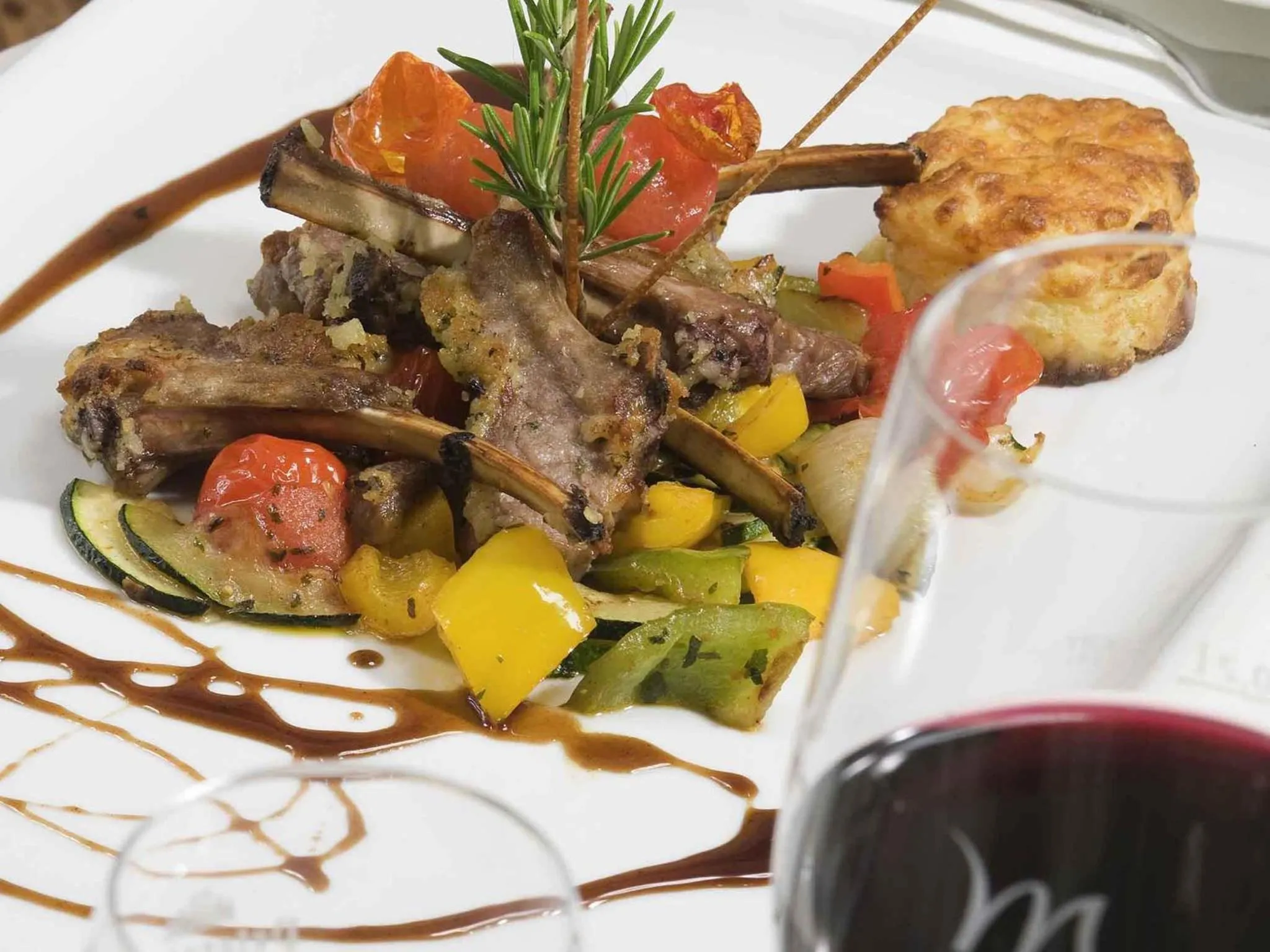 Lounge or bar in Mercure Hotel Bad Duerkheim An Den Salinen