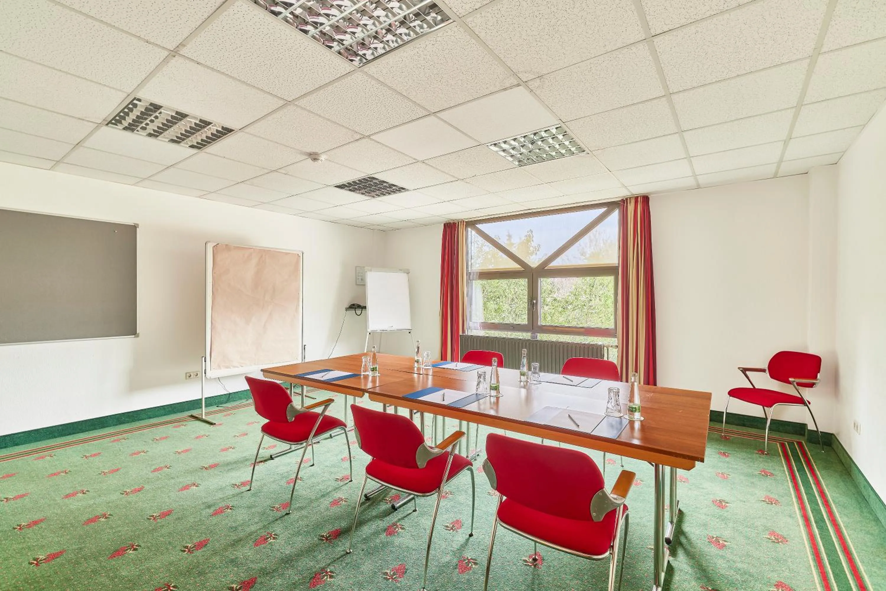 Meeting/conference room in Mercure Hotel Bad Duerkheim An Den Salinen