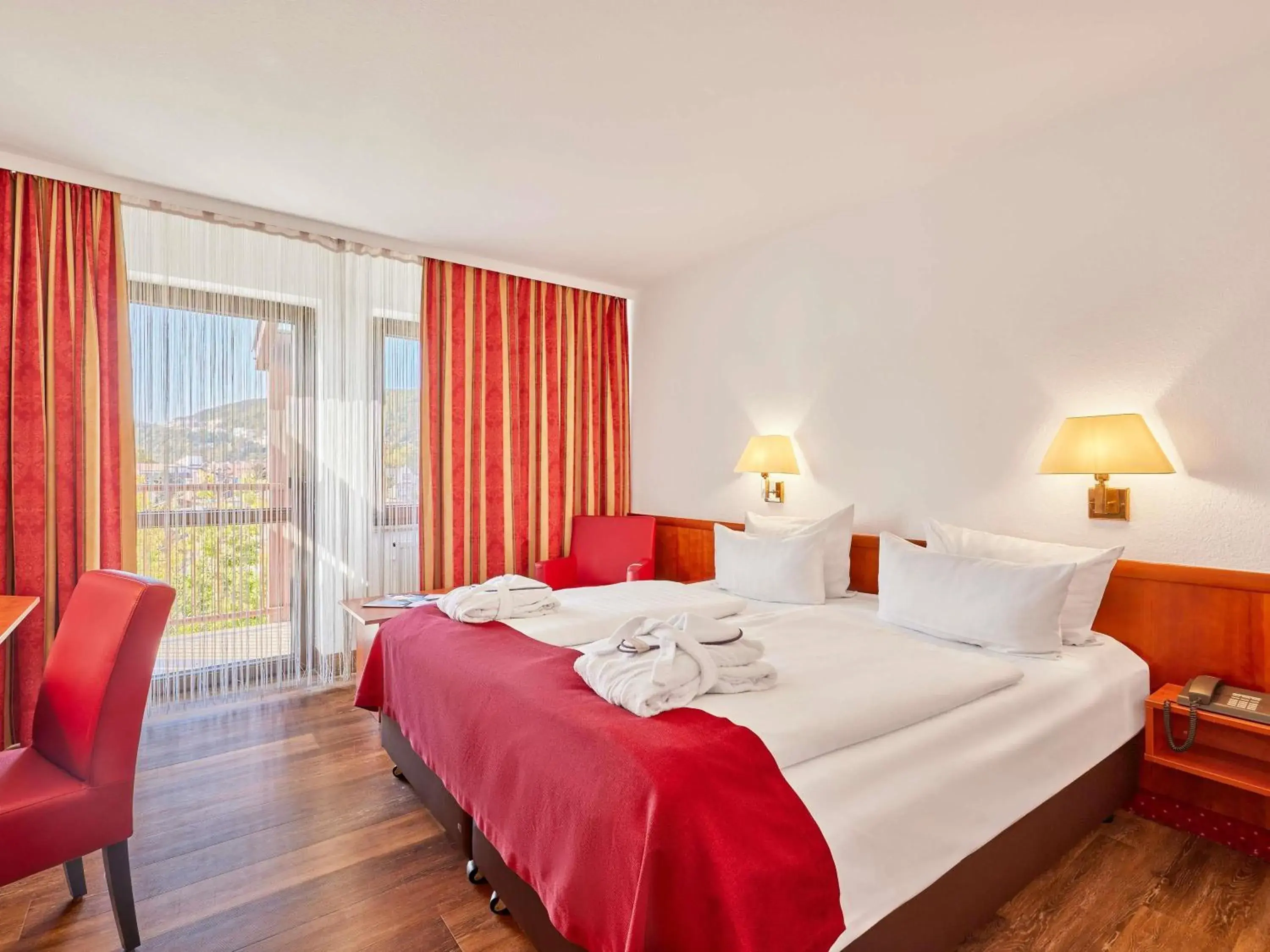 Bedroom, Bed in Mercure Hotel Bad Duerkheim An Den Salinen Bedroom, Bed in Mercure Hotel Bad Duerkheim An Den Salinen