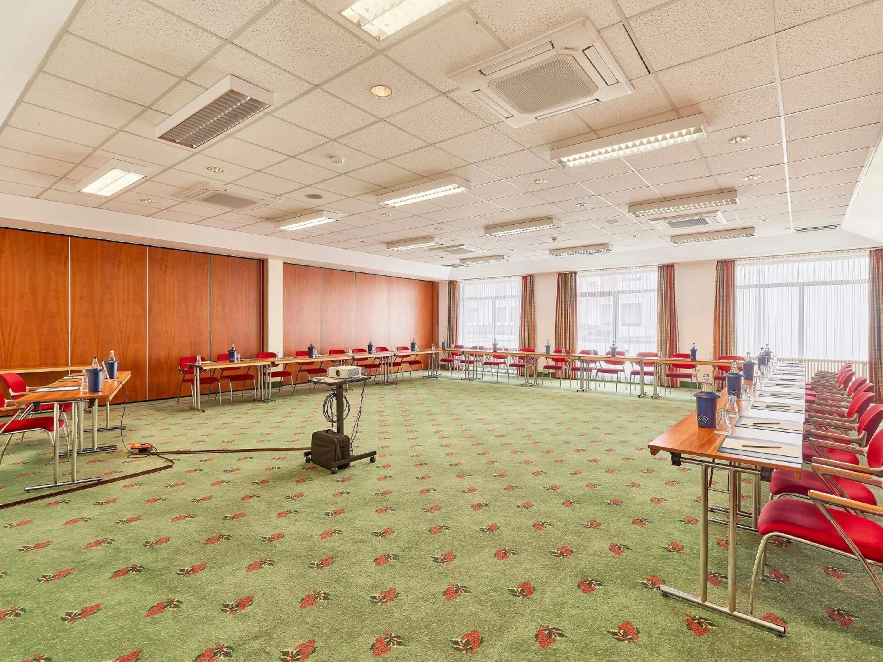 Meeting/conference room in Mercure Hotel Bad Duerkheim An Den Salinen