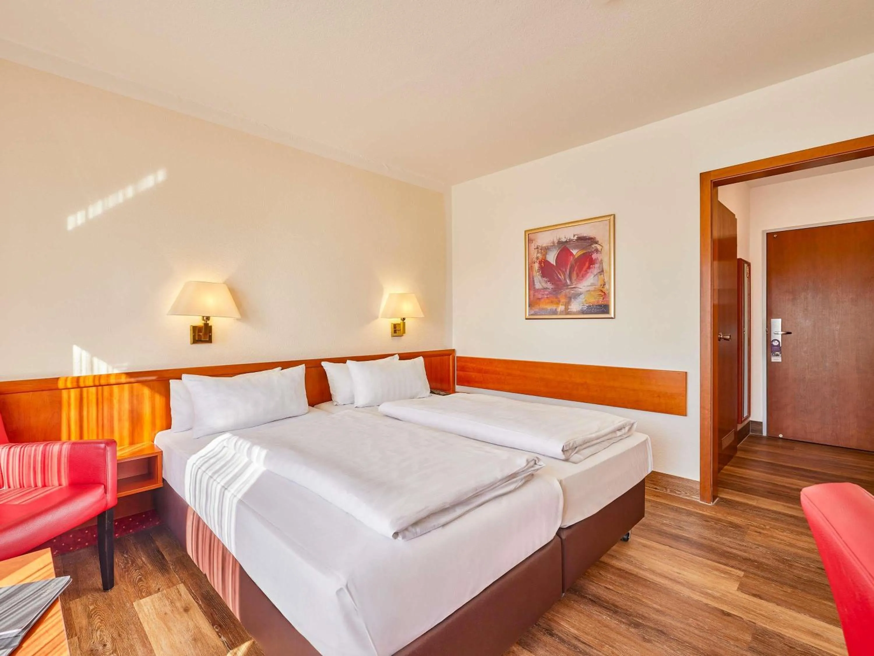 Bedroom, Bed in Mercure Hotel Bad Duerkheim An Den Salinen