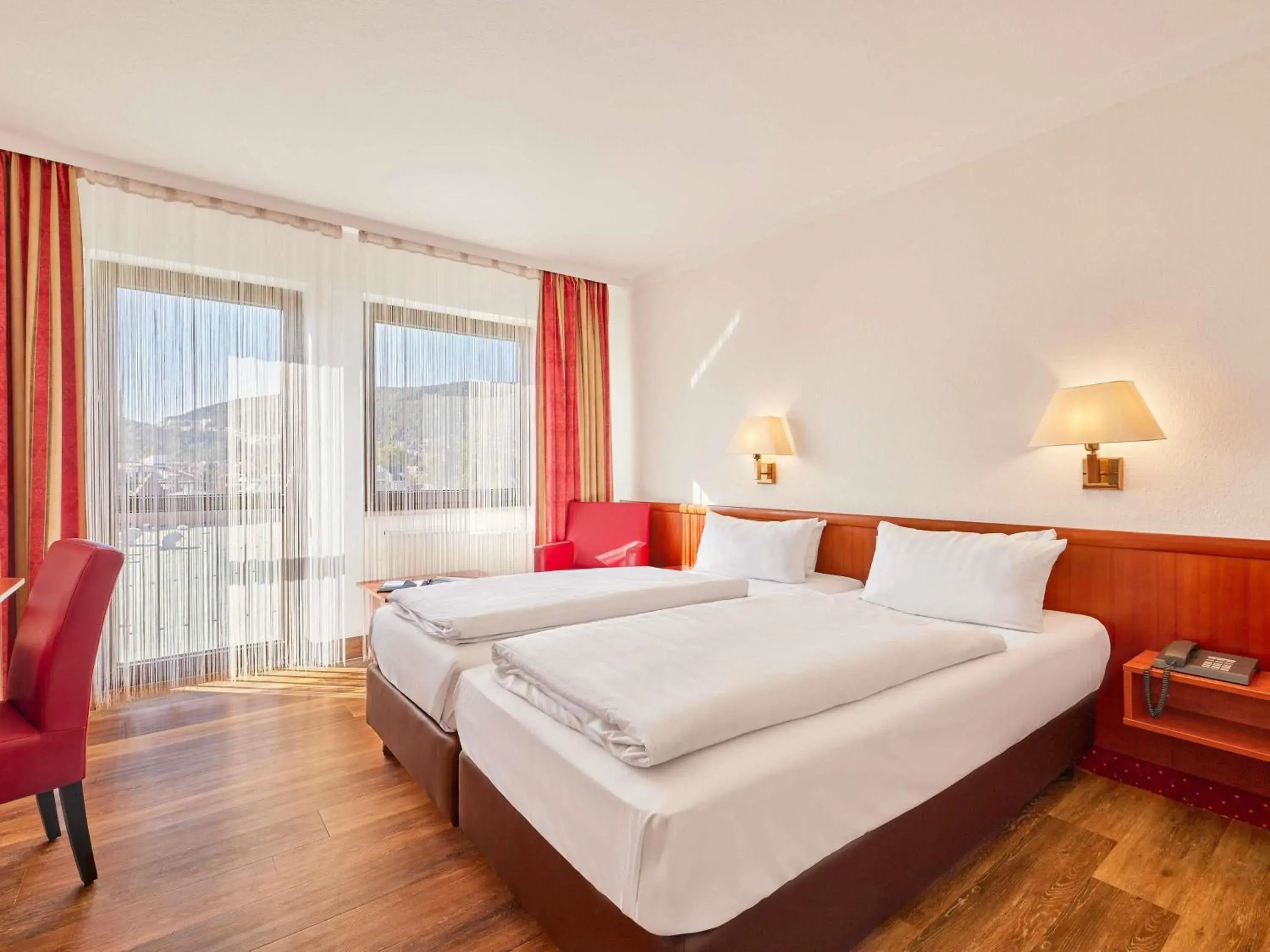 Superior Double Room - single occupancy in Mercure Hotel Bad Duerkheim An Den Salinen Superior Double Room - single occupancy in Mercure Hotel Bad Duerkheim An Den Salinen