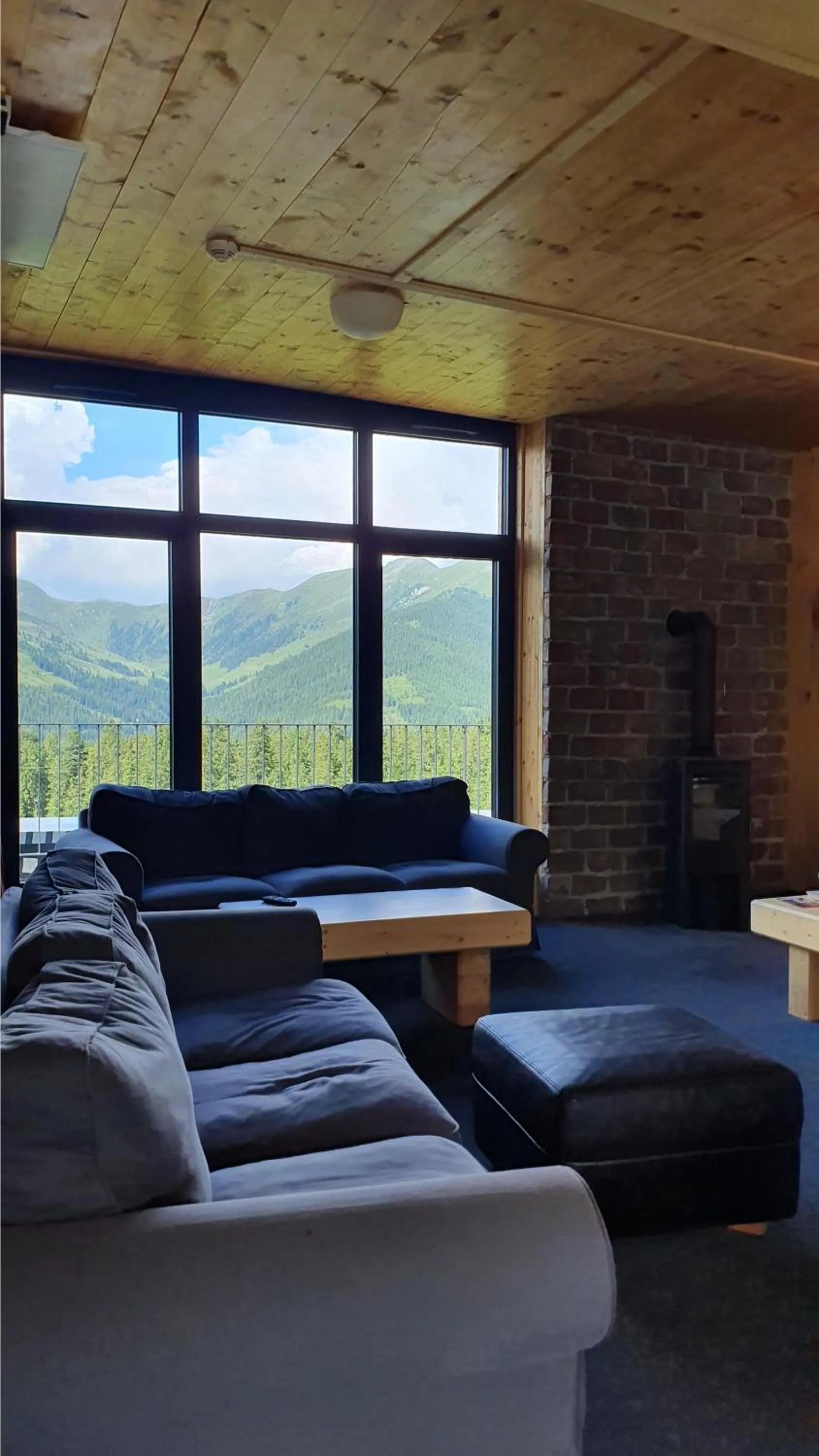 Lounge or bar in Jugendgästehaus Gerlosplatte