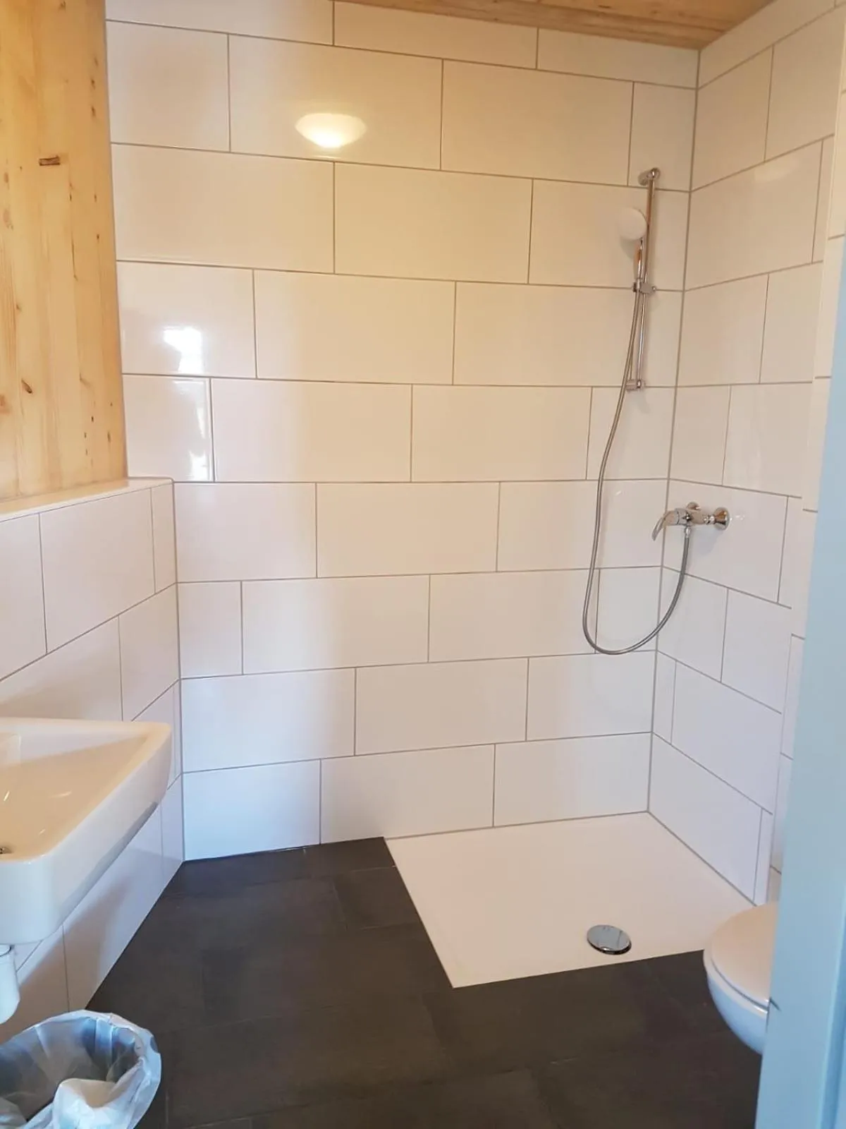 Bathroom in Jugendgästehaus Gerlosplatte