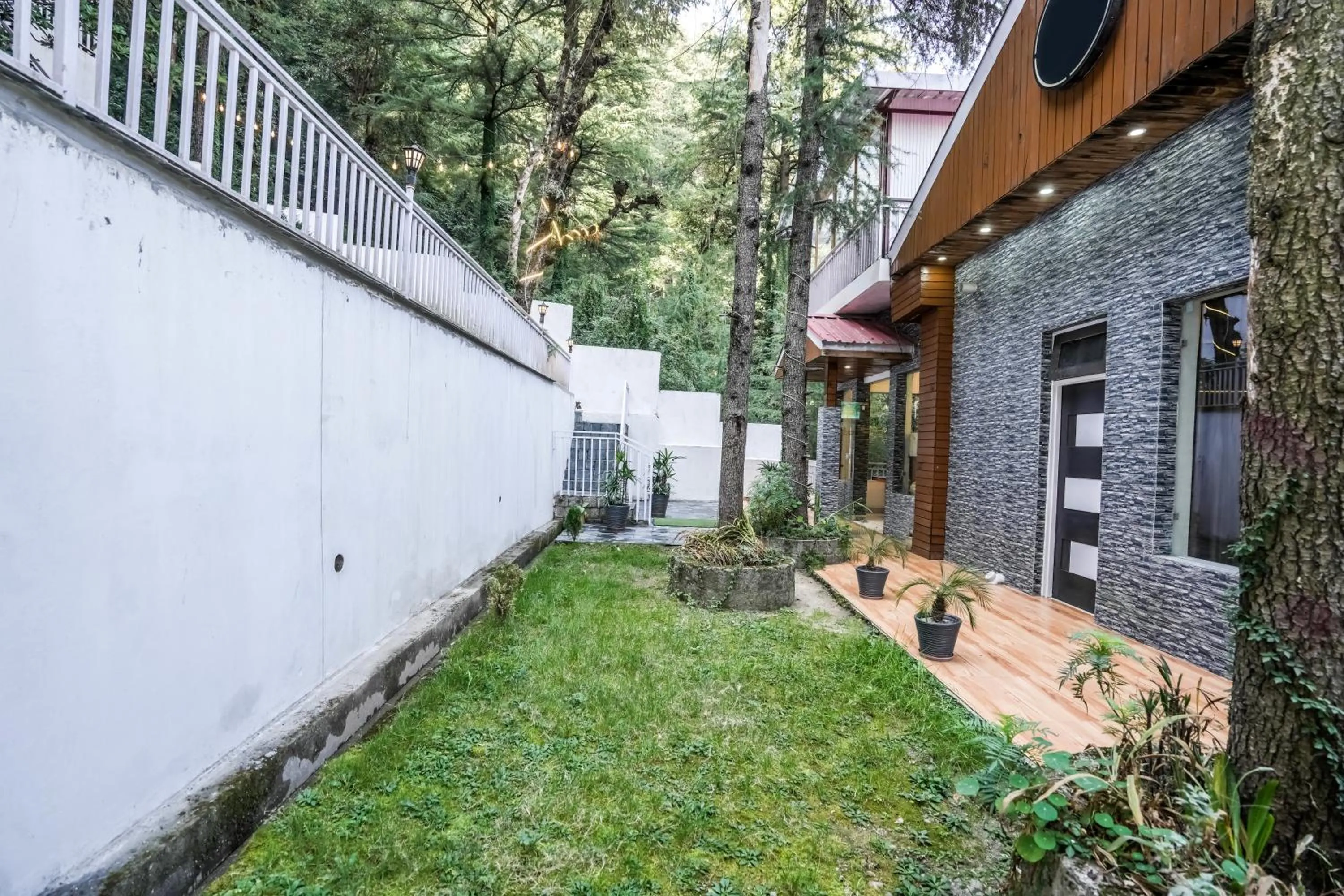 Property building in The Bunksters Mcleodganj, Dharmkot