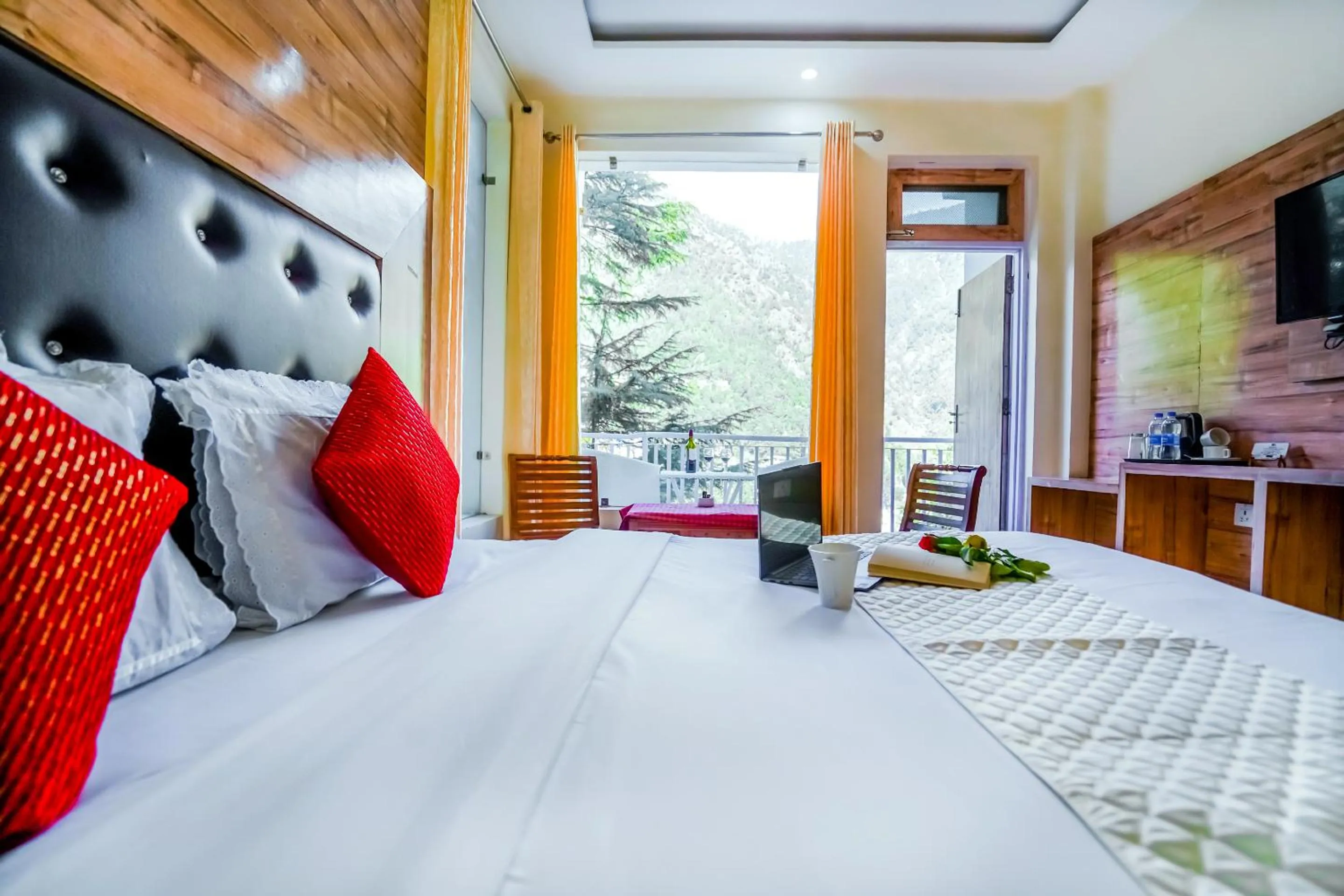 Bed in The Bunksters Mcleodganj, Dharmkot