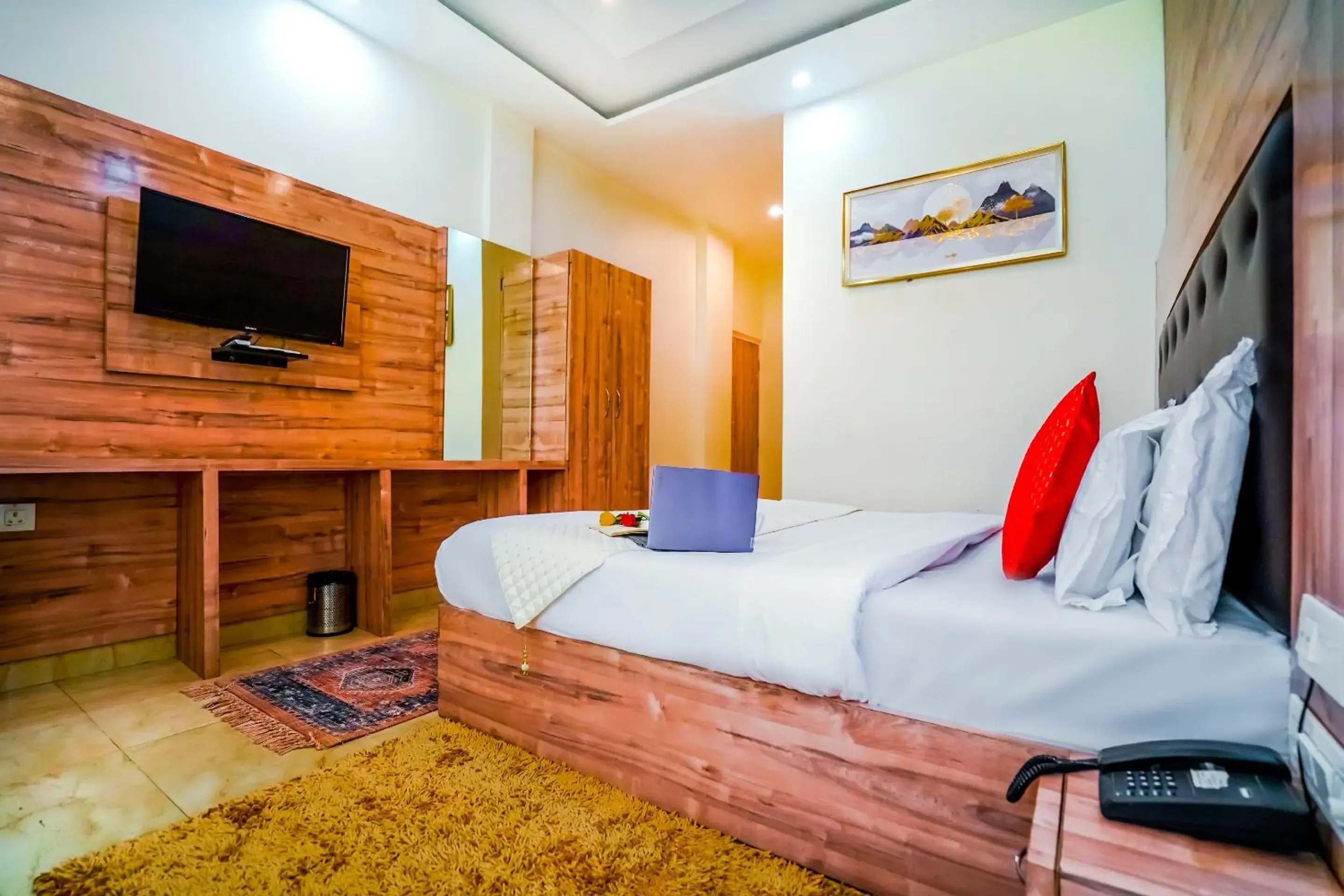 Superior Double Room in The Bunksters Mcleodganj, Dharmkot Superior Double Room in The Bunksters Mcleodganj, Dharmkot