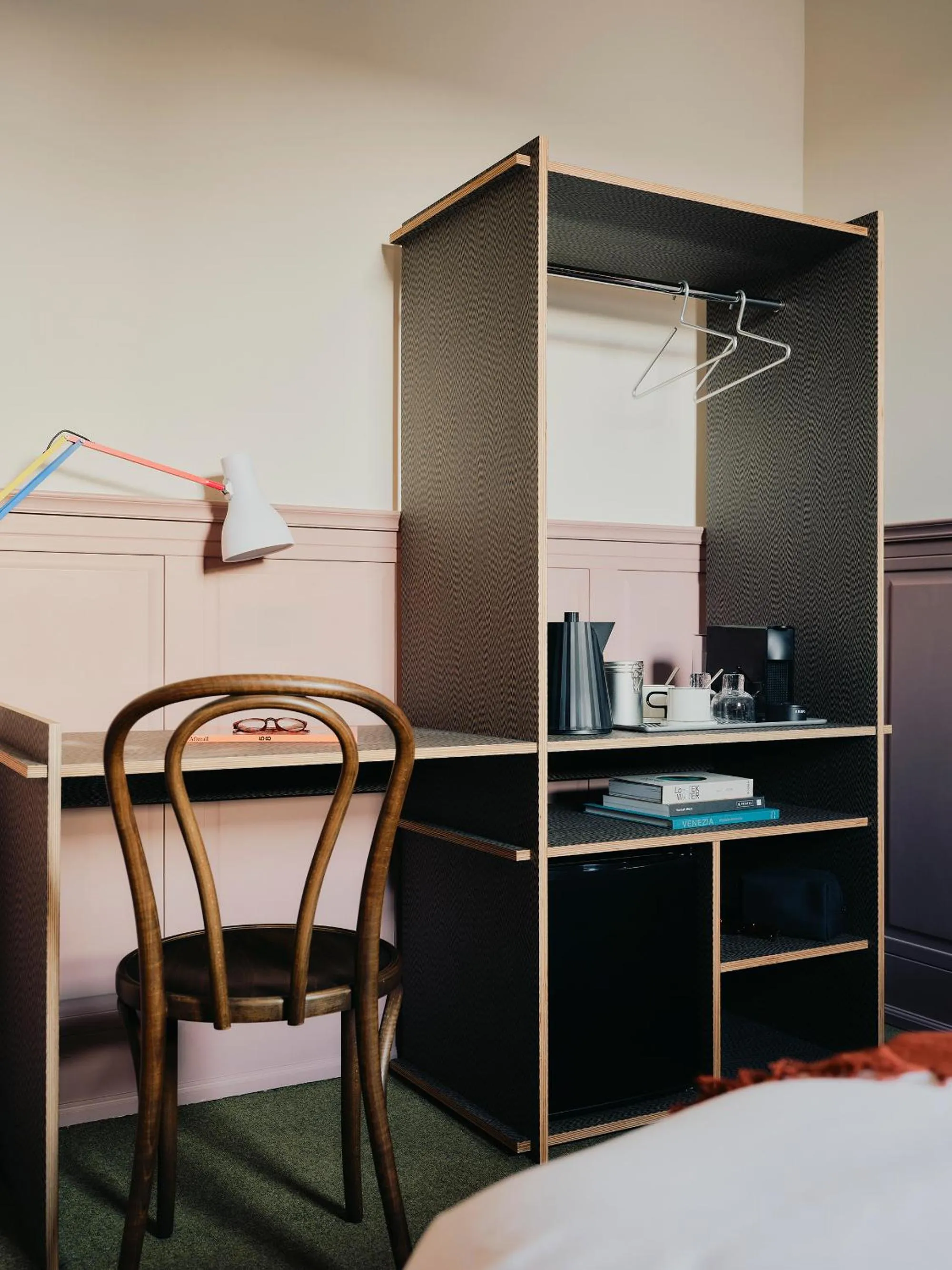 Coffee/tea facilities in The Dean Berlin