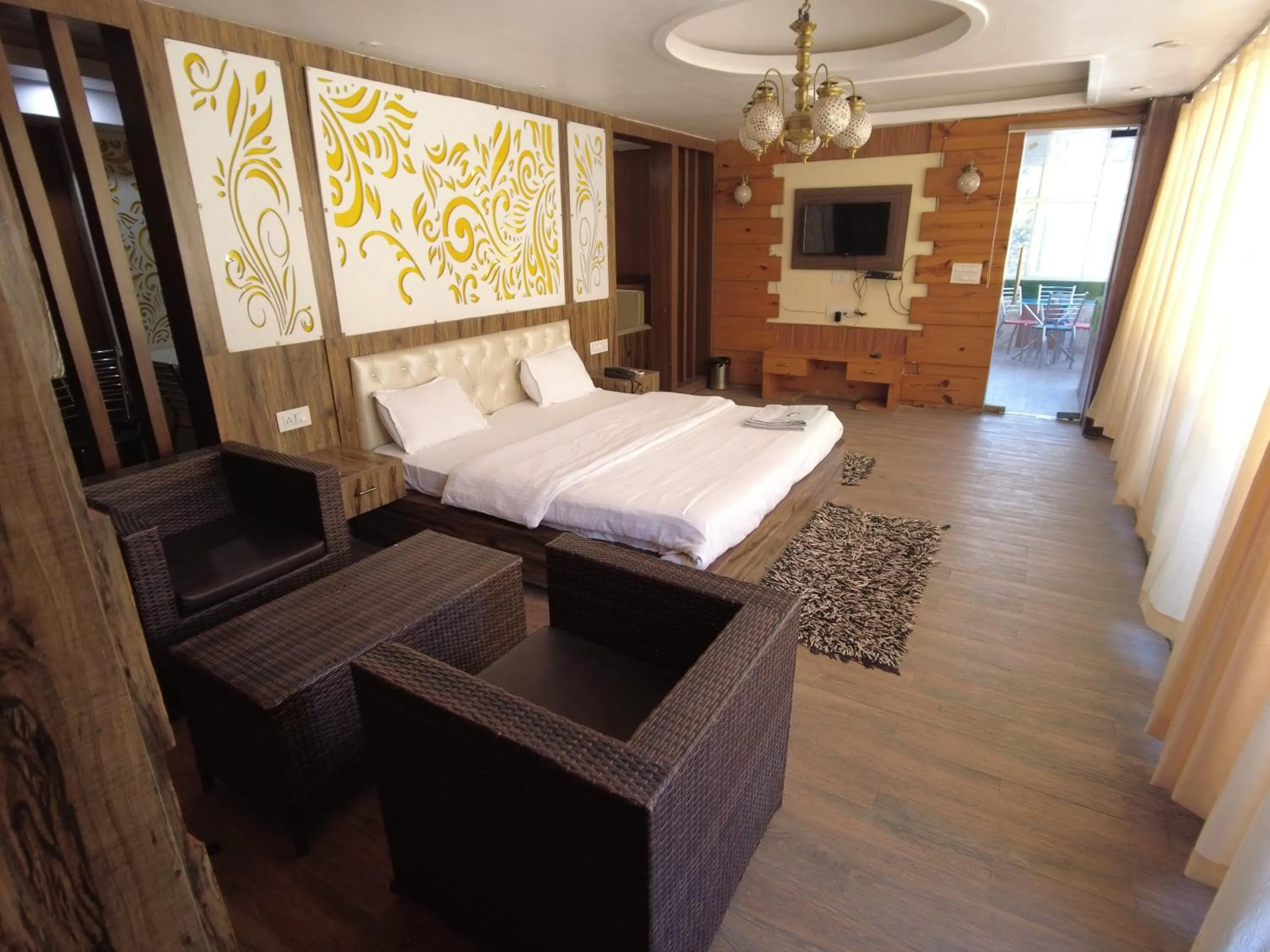 Bed in Home Stay Green View Doon