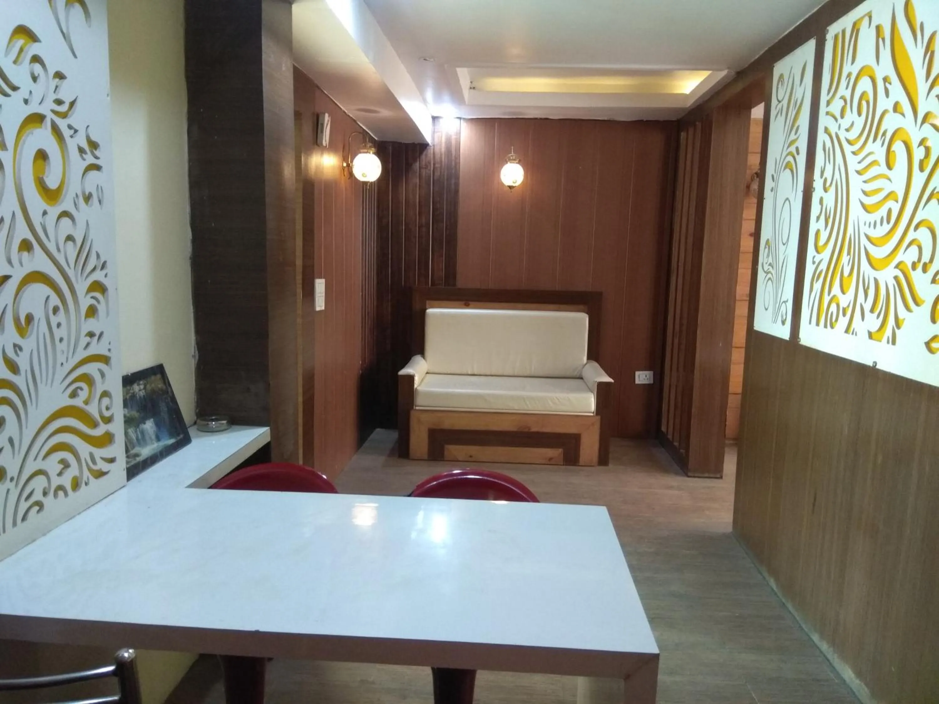 Dinner in Home Stay Green View Doon