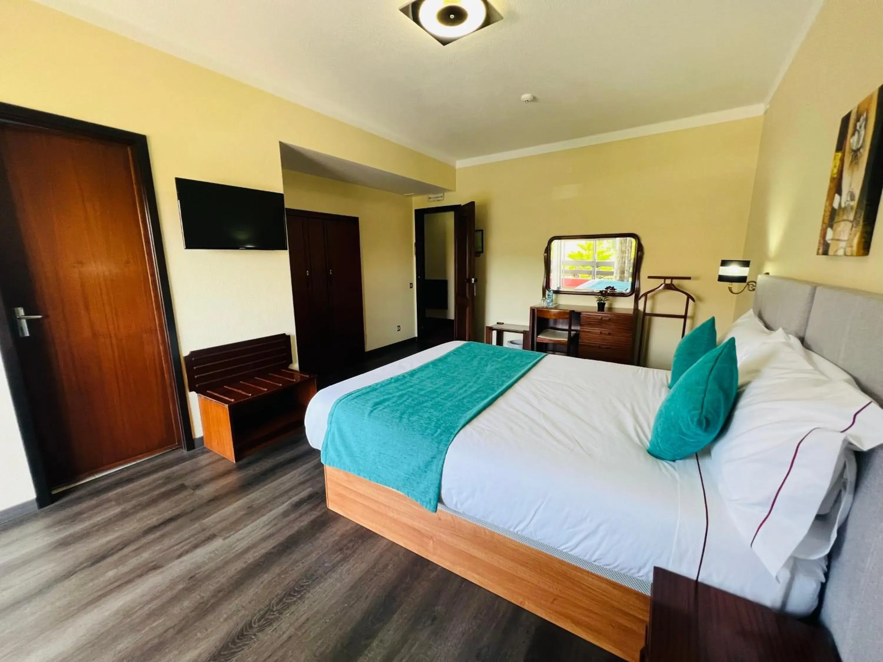 Bed in Hotel Colmeia Bed in Hotel Colmeia