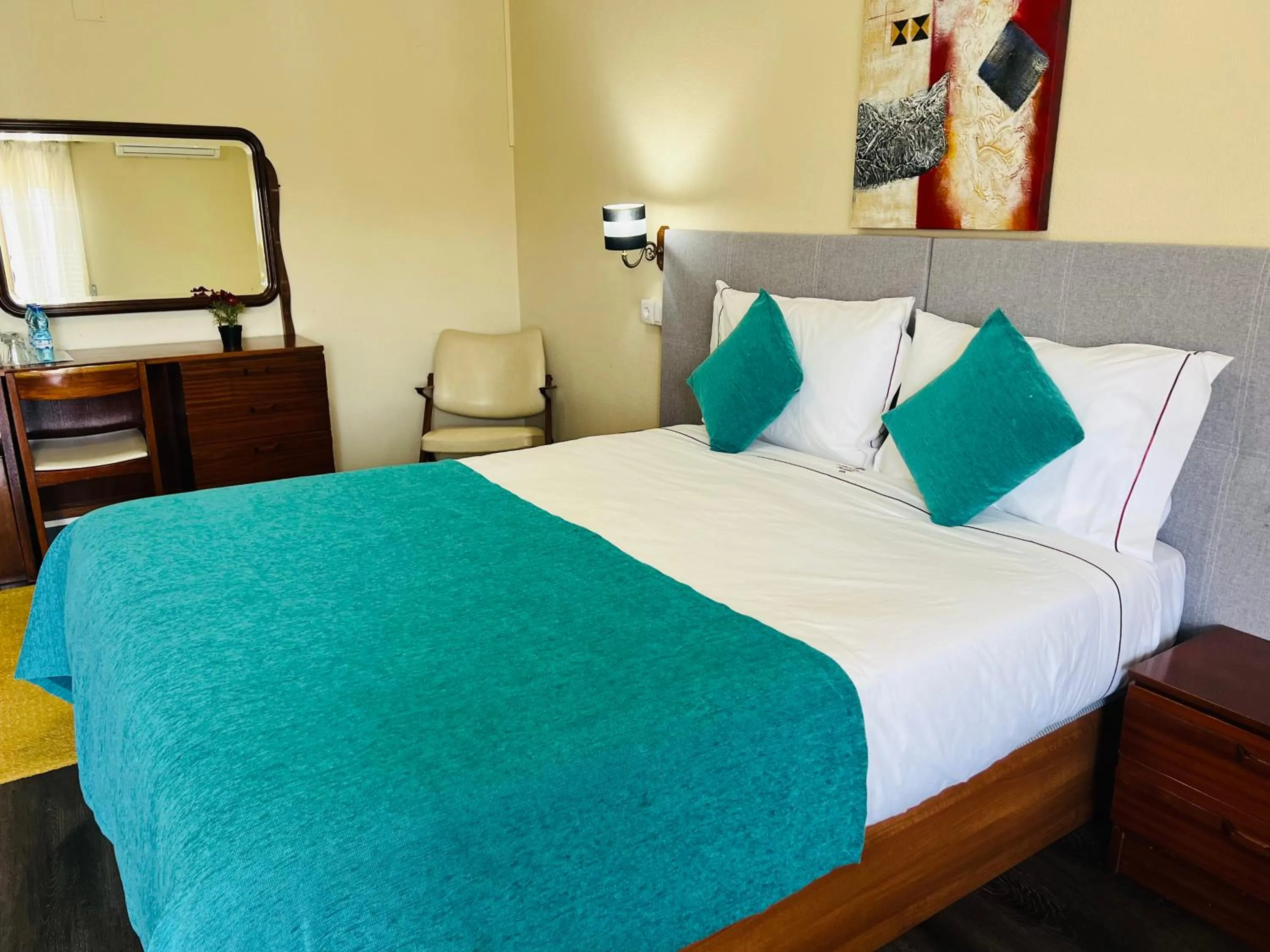 Bed in Hotel Colmeia