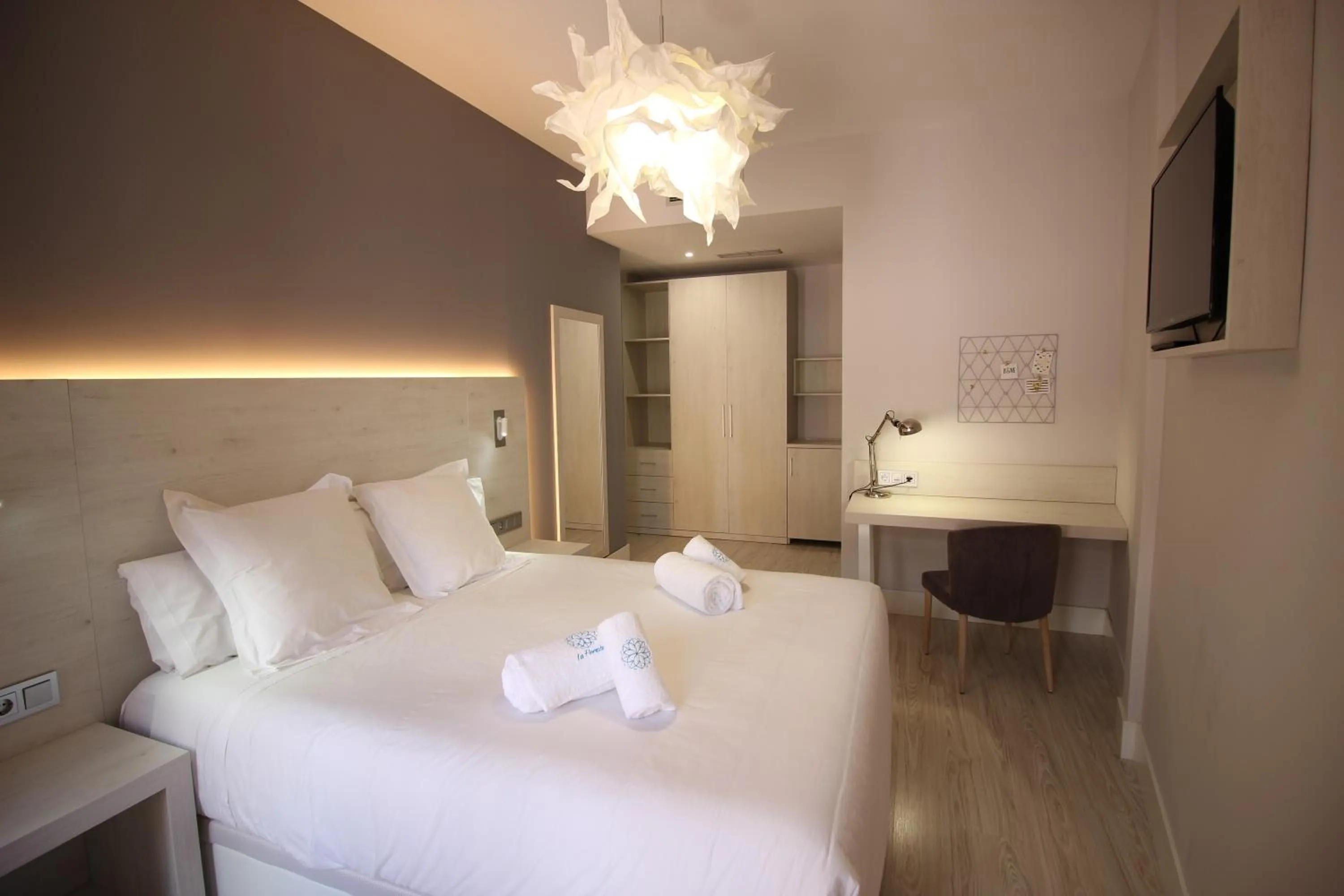 Photo of the whole room in Palacio La Floresta