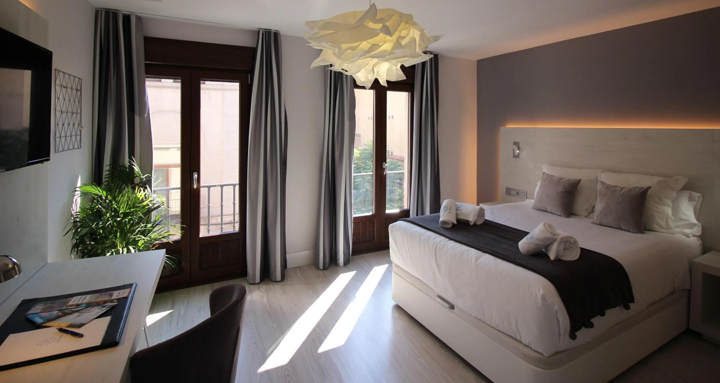 Photo of the whole room in Palacio La Floresta