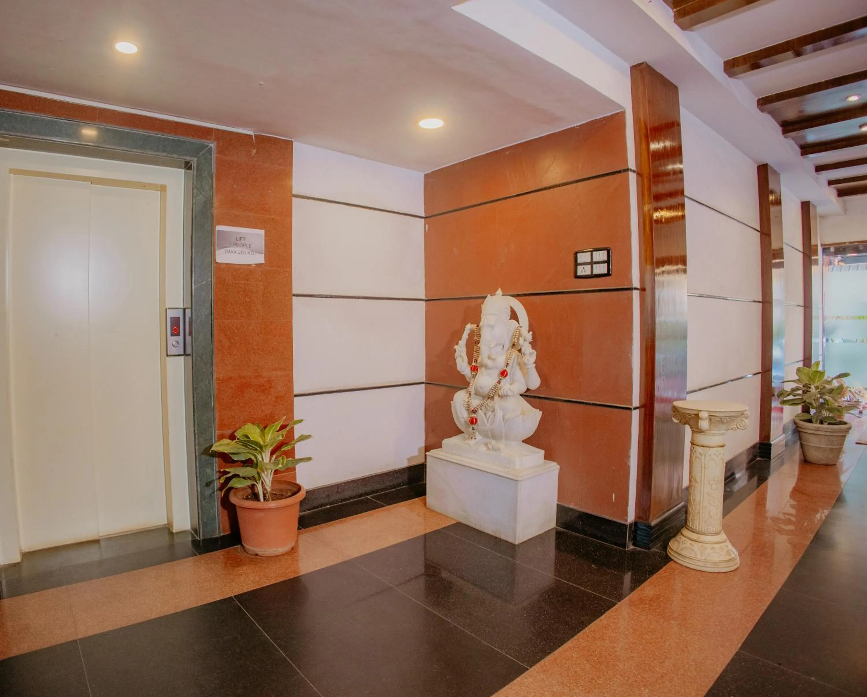 Lobby or reception in Om Shiv Hotel