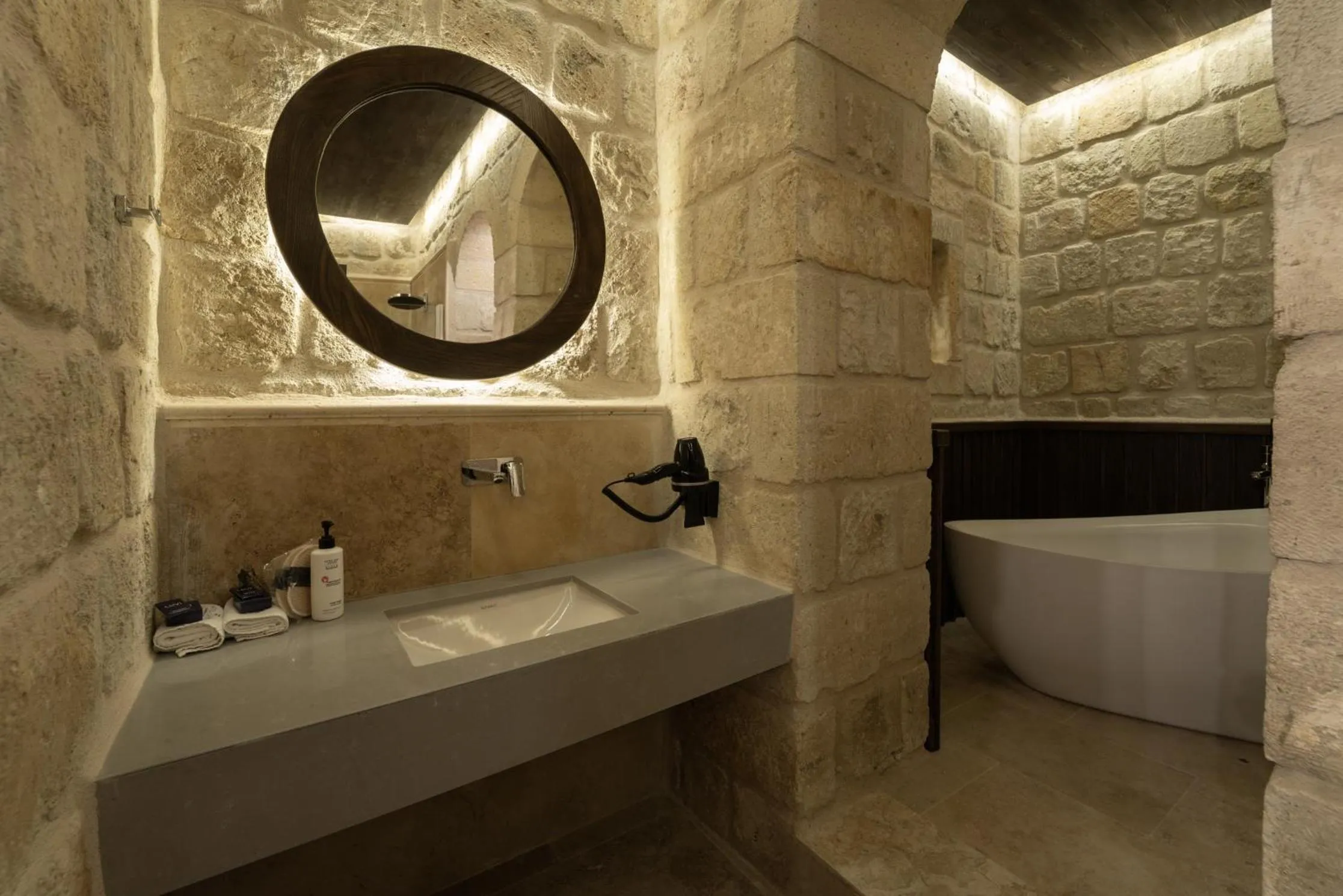Bathroom in Luvi Cave Hotel