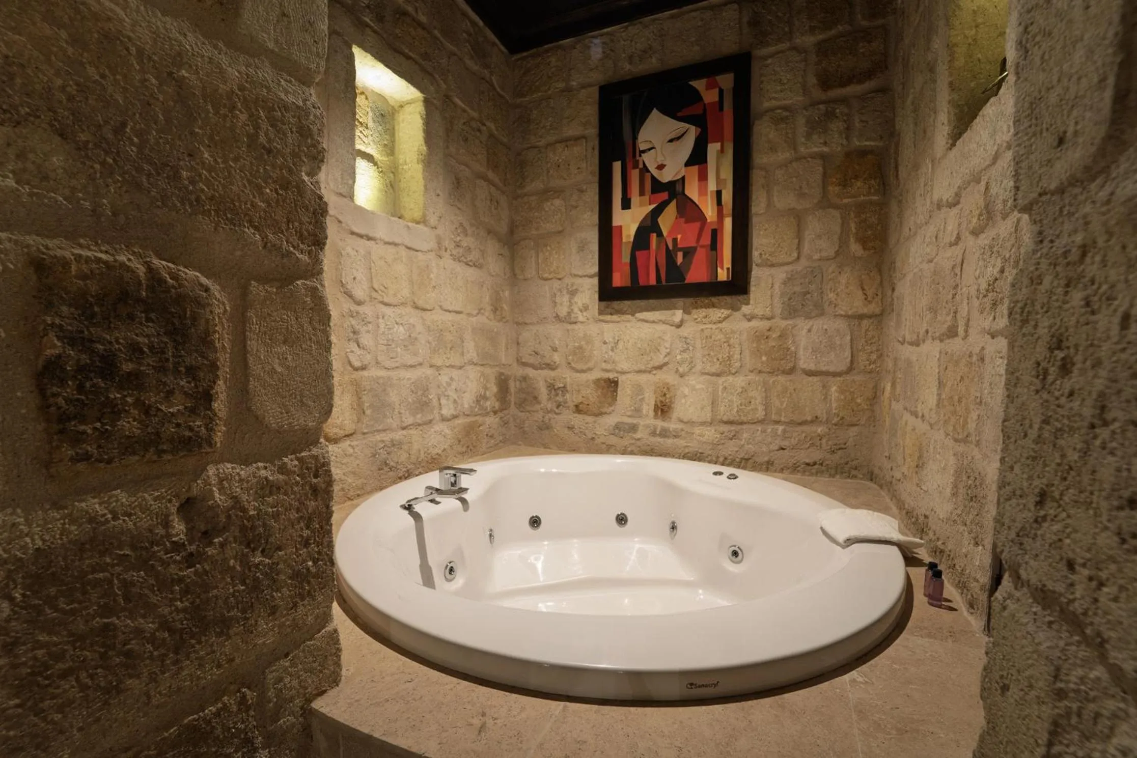 Bathroom in Luvi Cave Hotel
