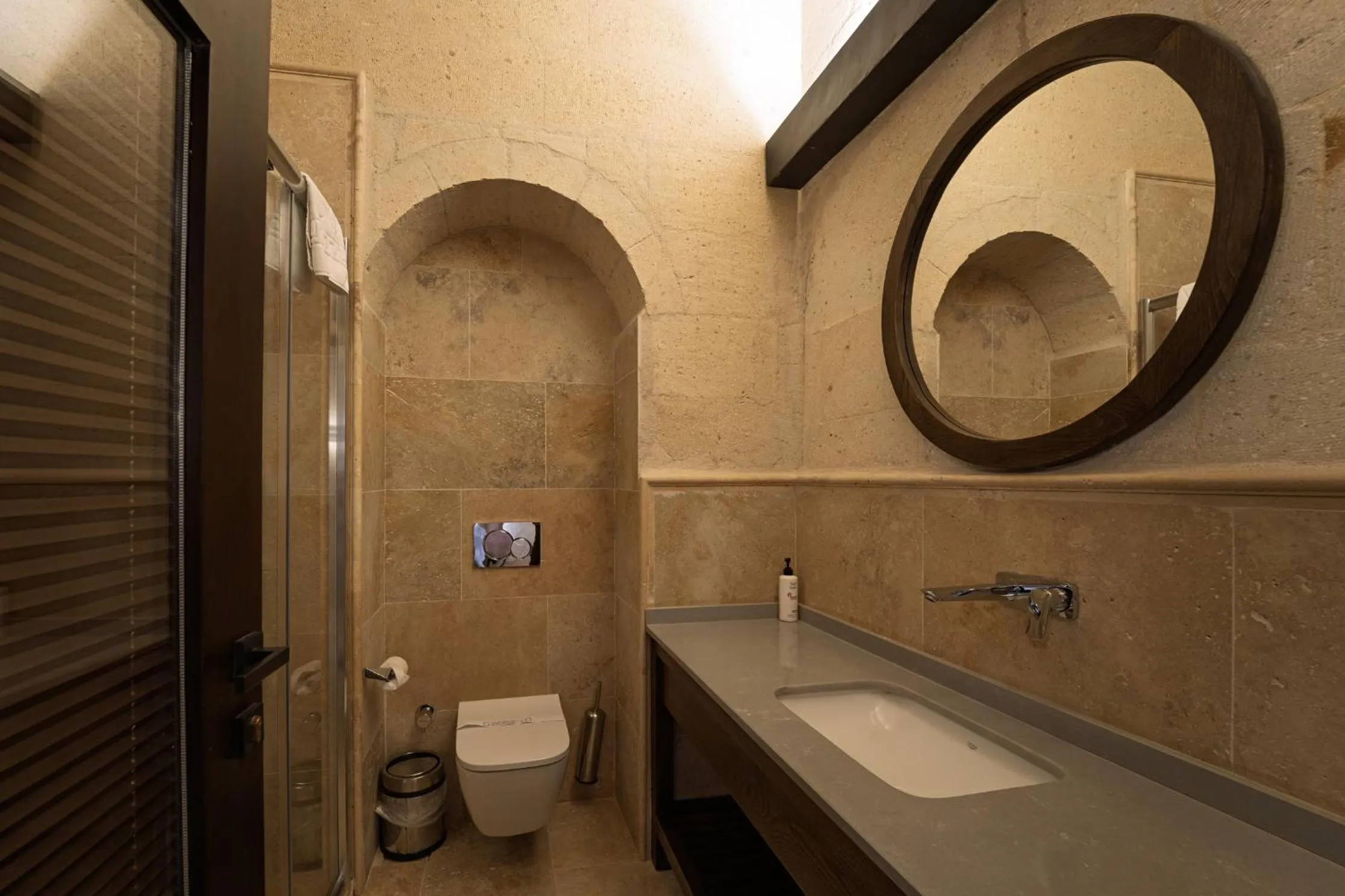 Bathroom in Luvi Cave Hotel