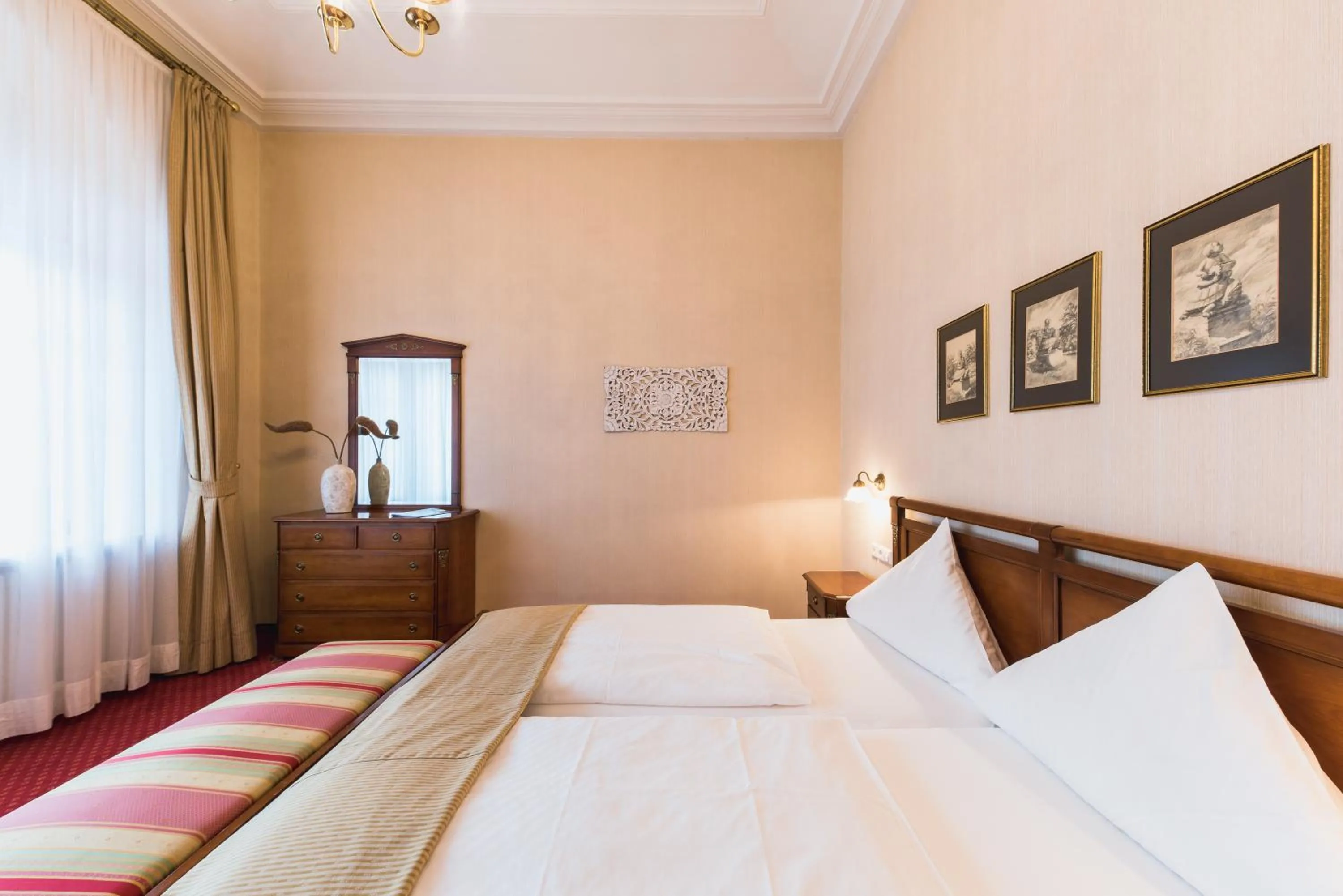 Junior Suite with Balcony in Das Wolfsbrunn