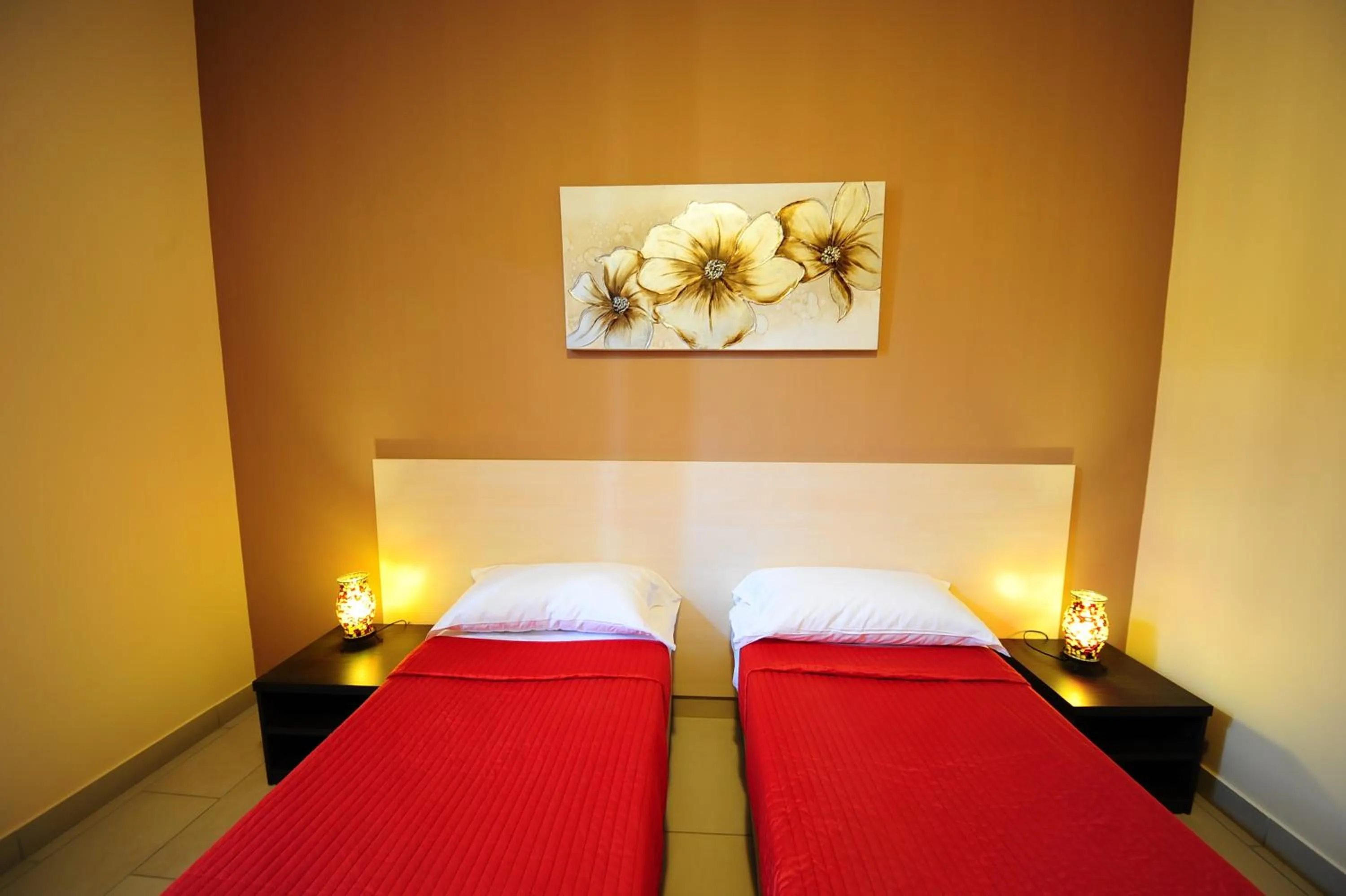 Photo of the whole room, Bed in Hotel Mosaic Central Rome