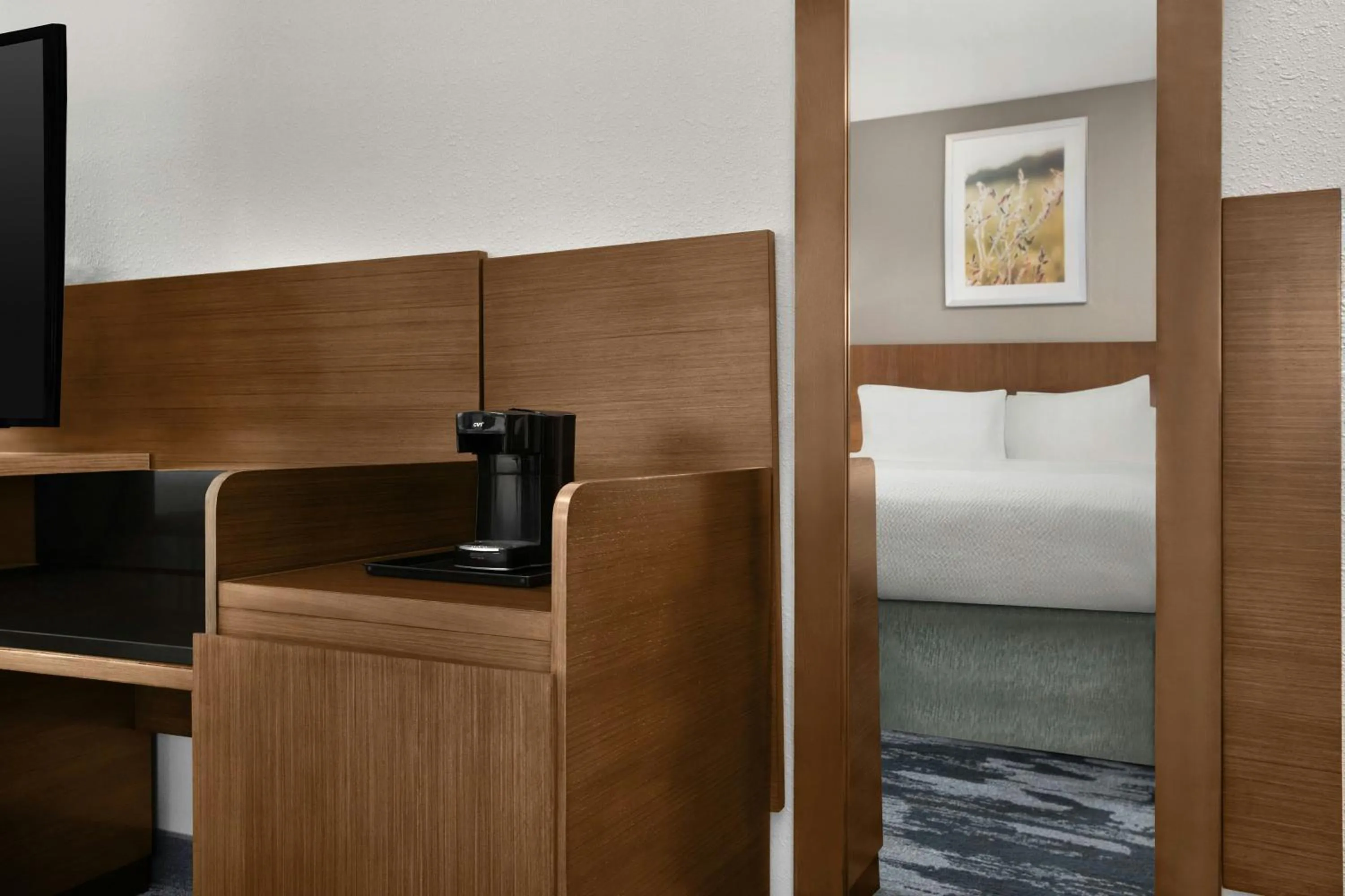 Photo of the whole room, Bed in Fairfield Inn & Suites by Marriott Jeffersonville I-71