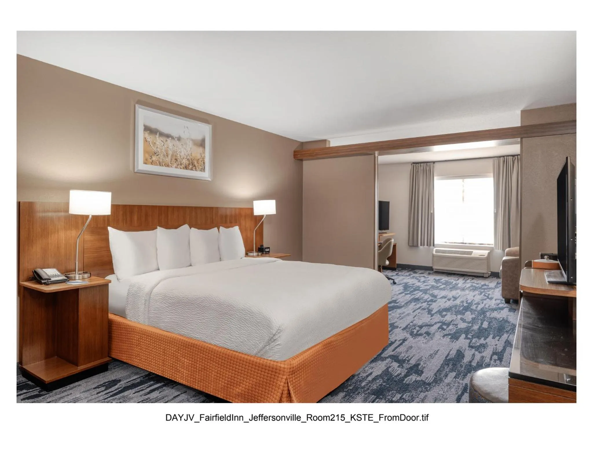 Bed in Fairfield Inn & Suites by Marriott Jeffersonville I-71