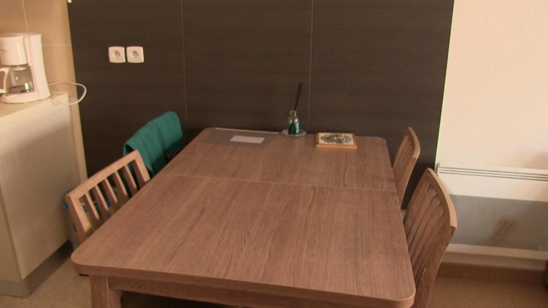 Dining area in Residence VAL DAZUR VALBERG 2 PIECES