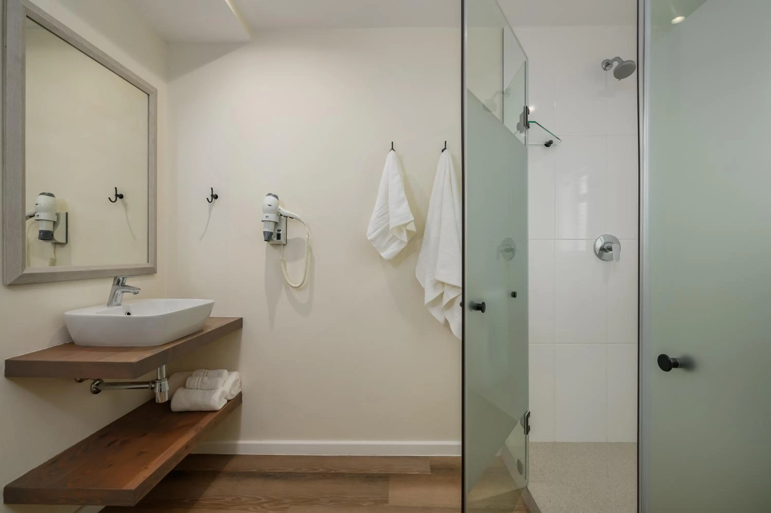 Paxton Luxury Apartments self-catering