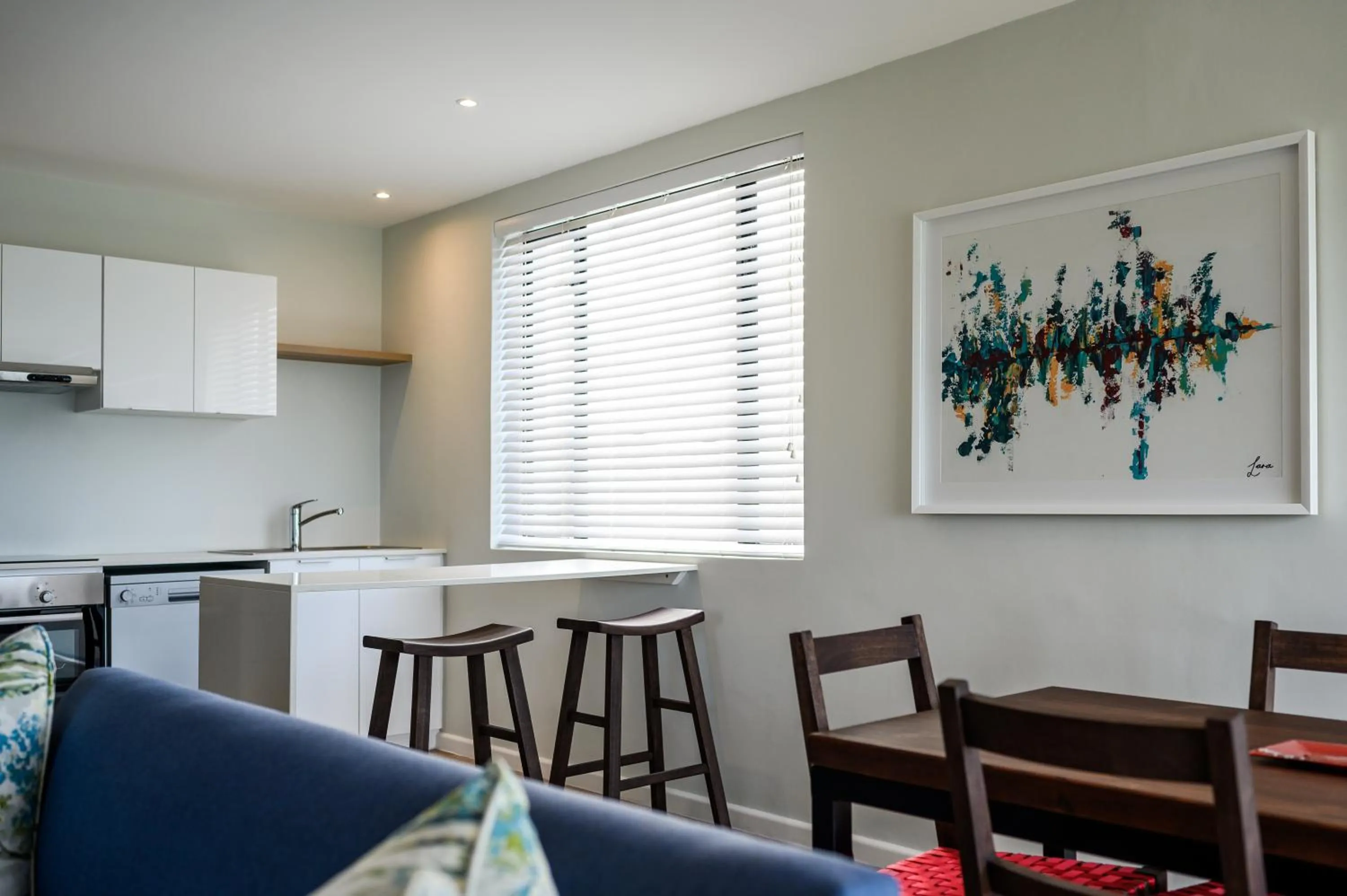 Seating area in Paxton Luxury Apartments self-catering