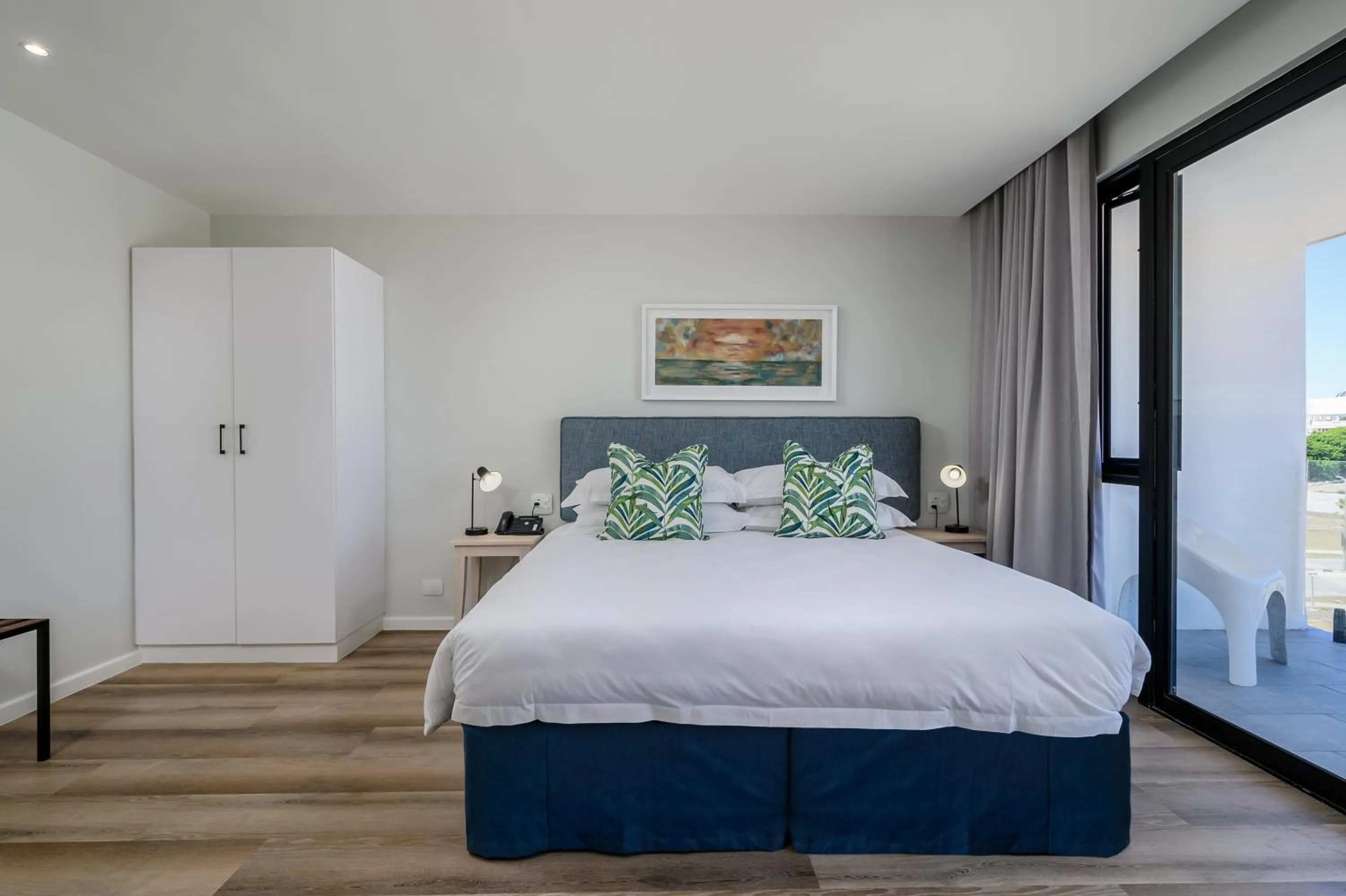 Bed in Paxton Luxury Apartments self-catering