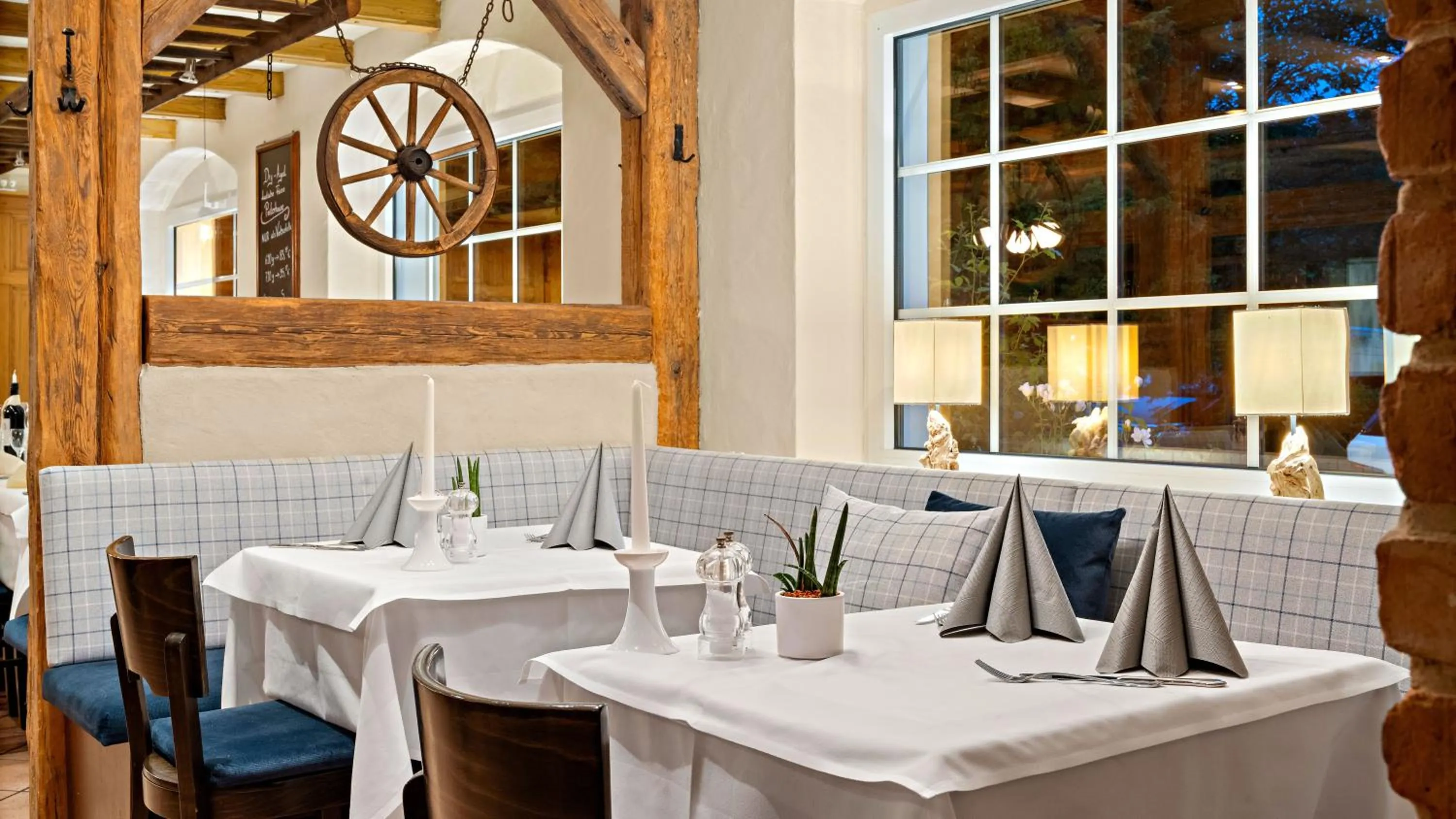 Restaurant/places to eat in Seehotel Mühlenhaus