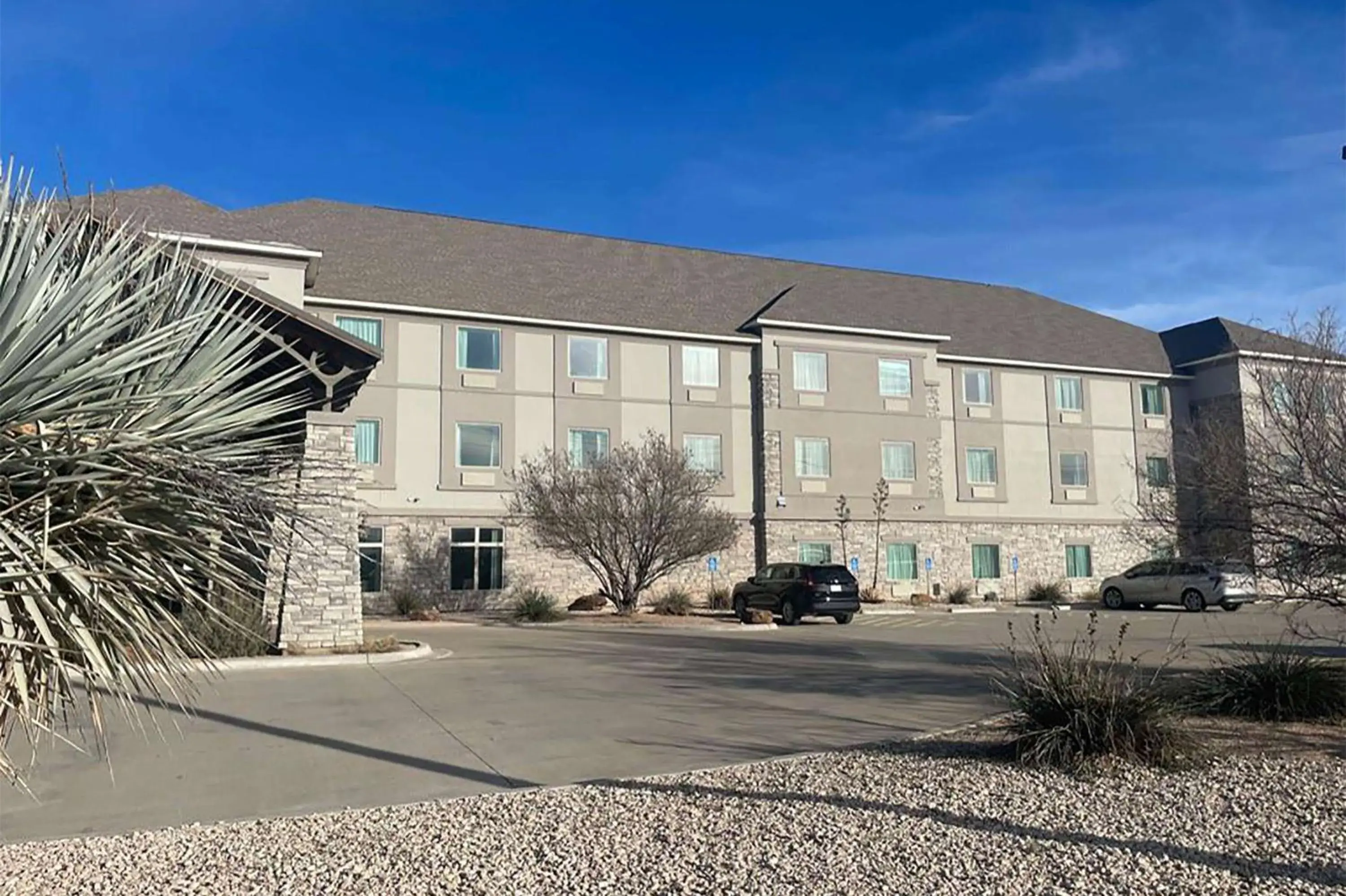 Property building in Baymont by Wyndham Andrews TX Property building in Baymont by Wyndham Andrews TX