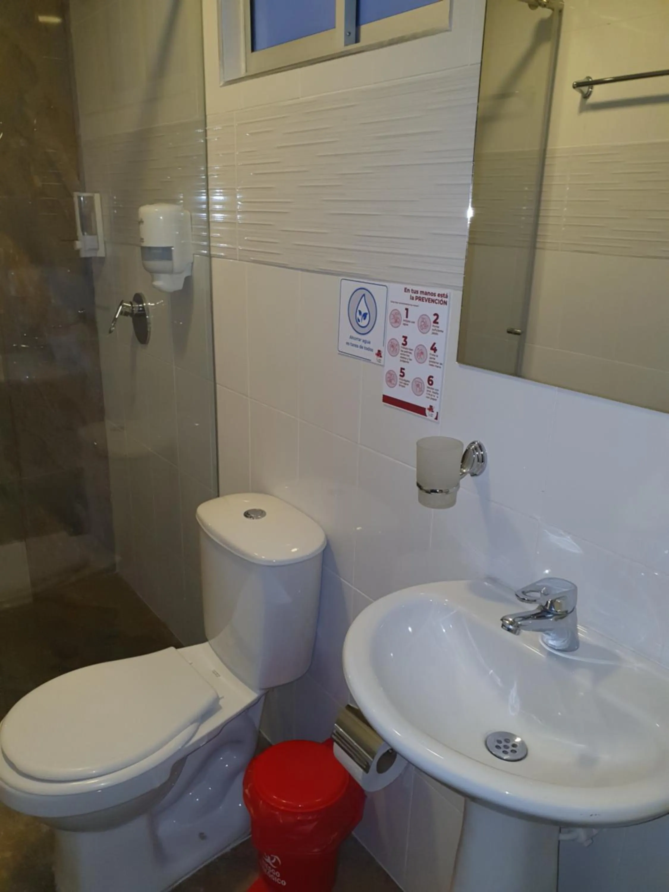 Bathroom in HOTEL SANTORI