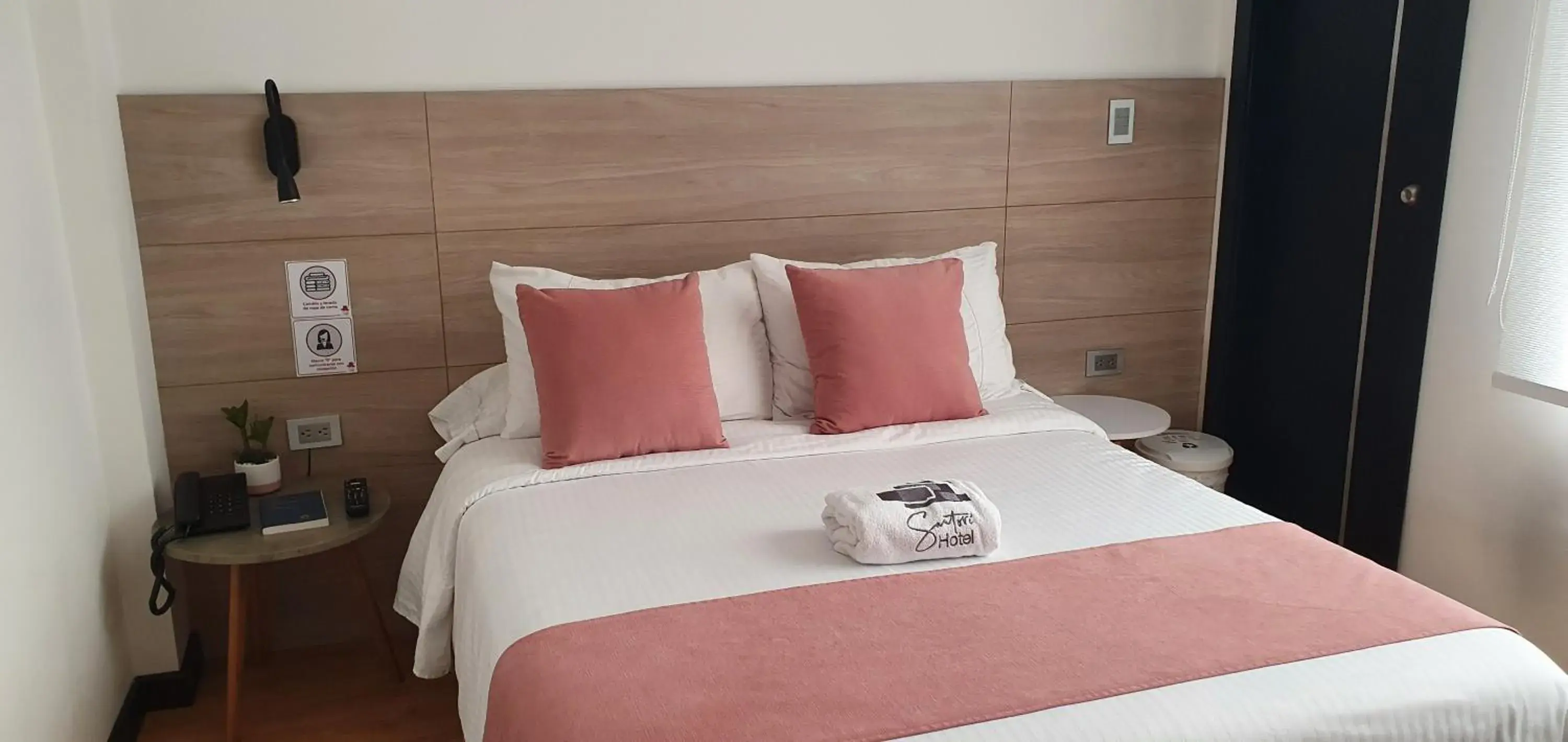 Bedroom, Bed in HOTEL SANTORI Bedroom, Bed in HOTEL SANTORI