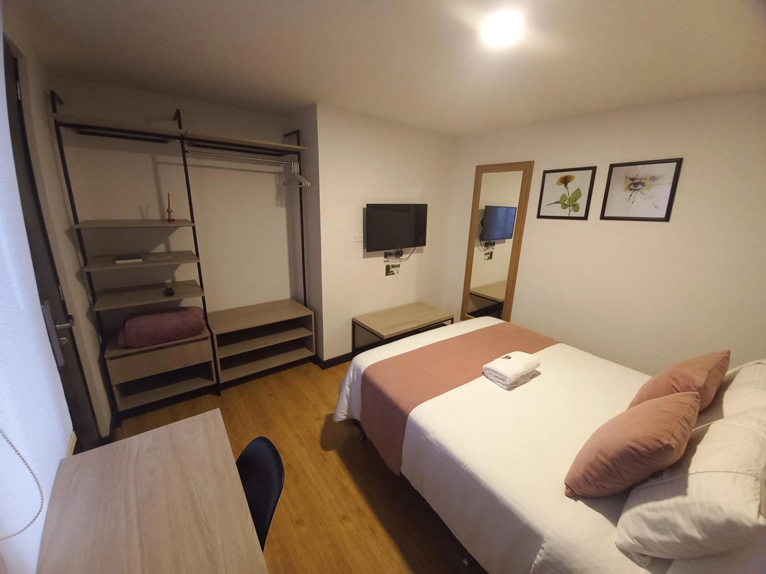 wardrobe, Bed in HOTEL SANTORI