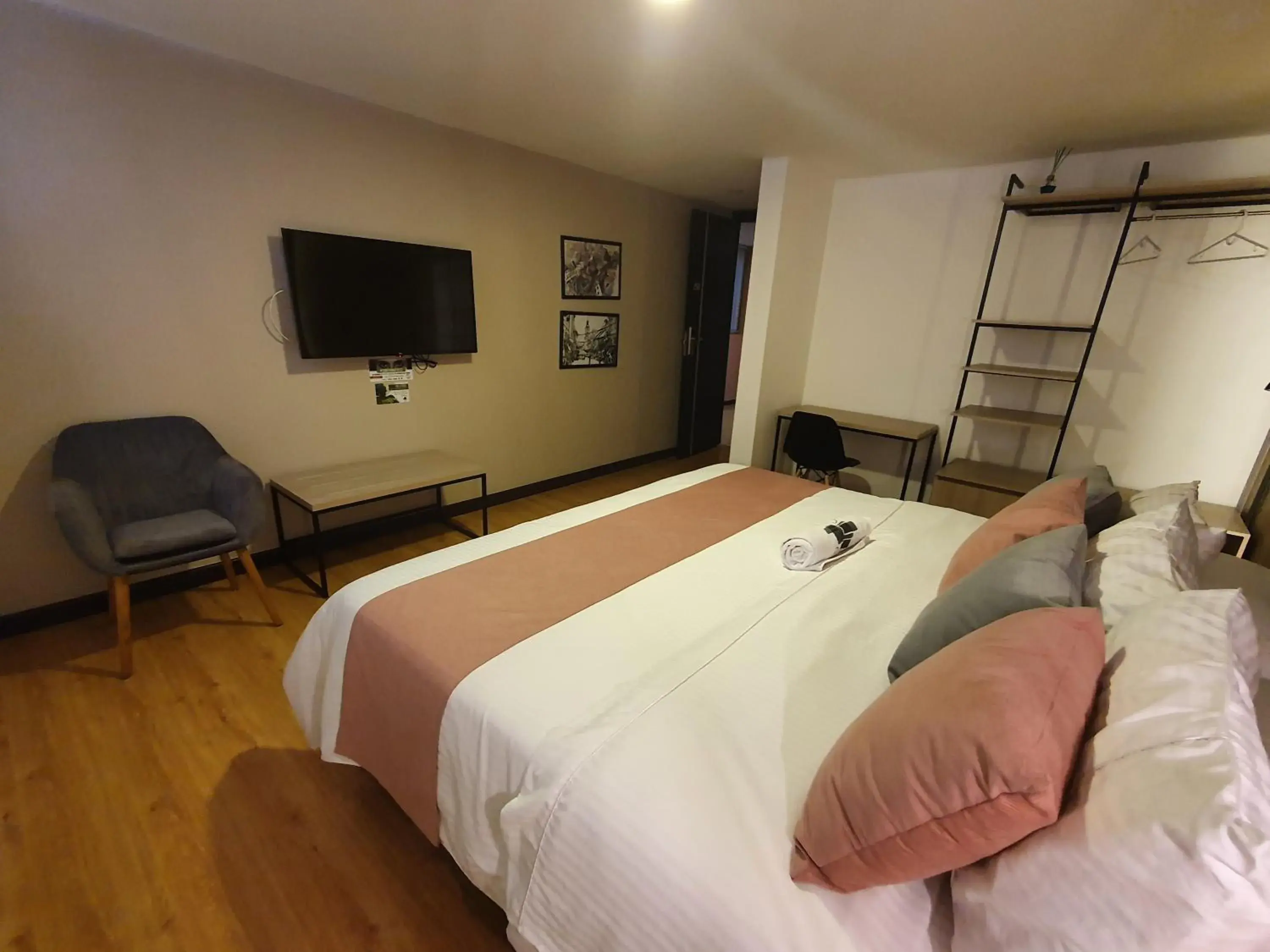 Bed in HOTEL SANTORI Bed in HOTEL SANTORI