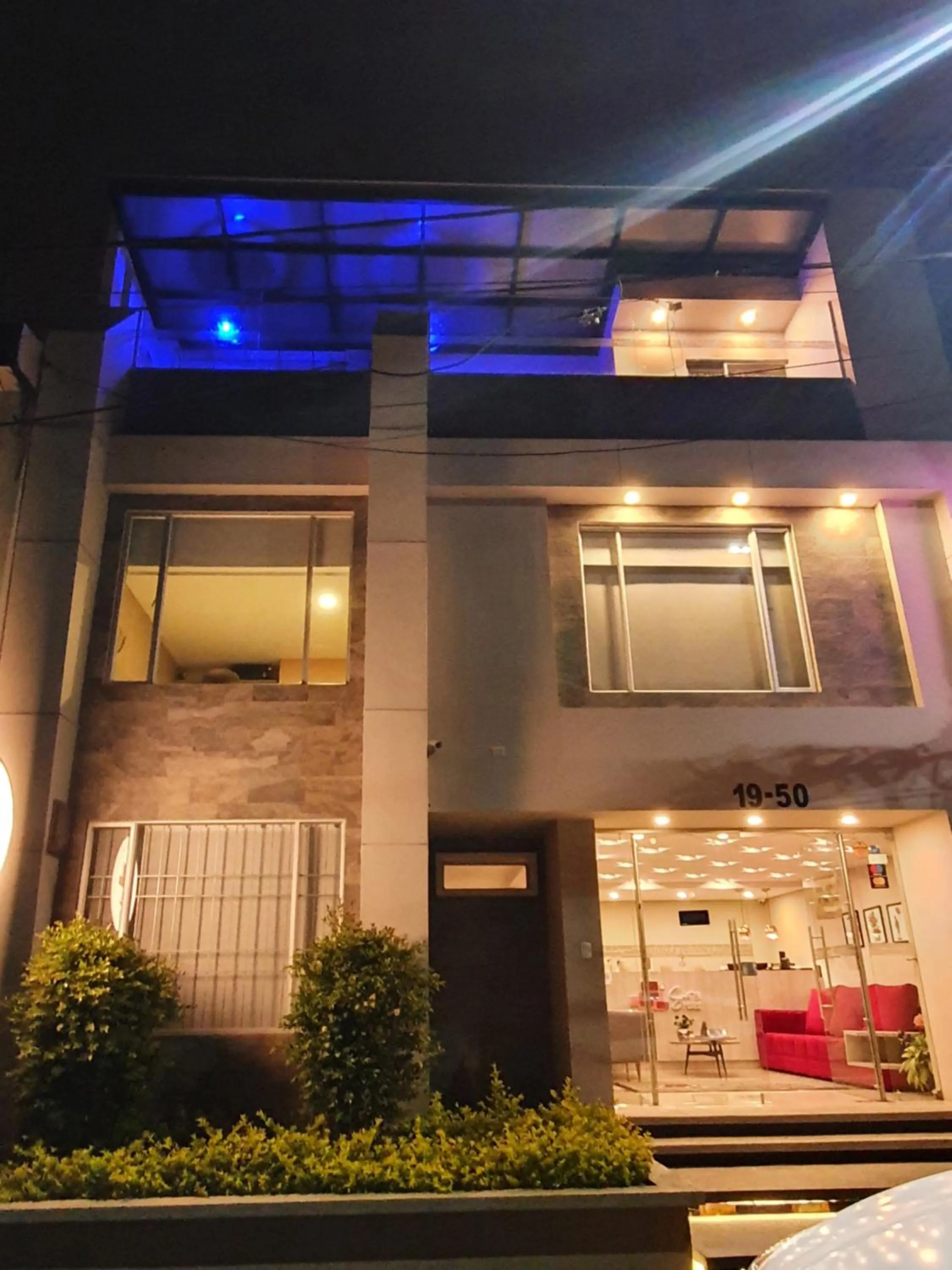 Facade/entrance in HOTEL SANTORI