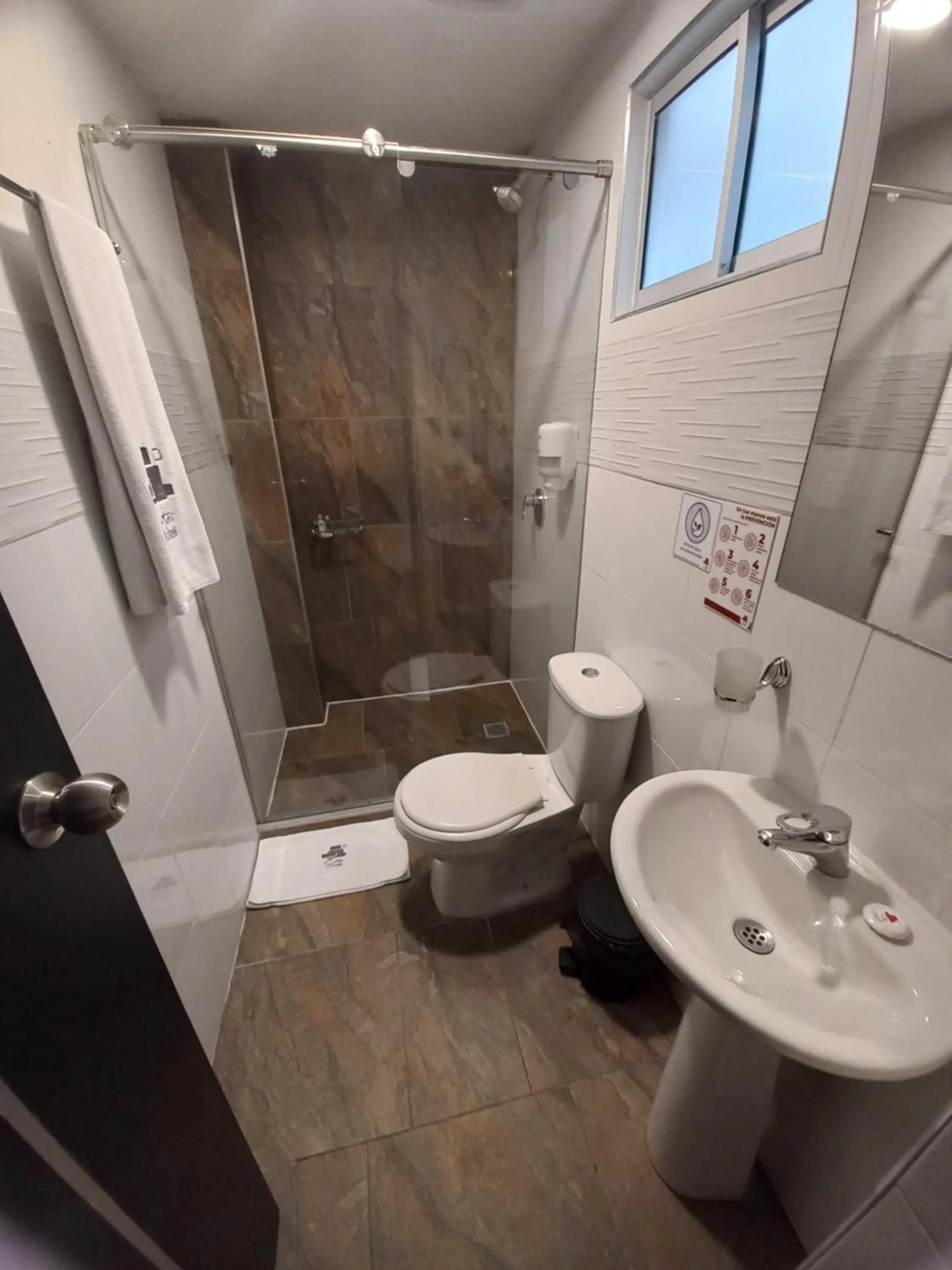 Bathroom in HOTEL SANTORI