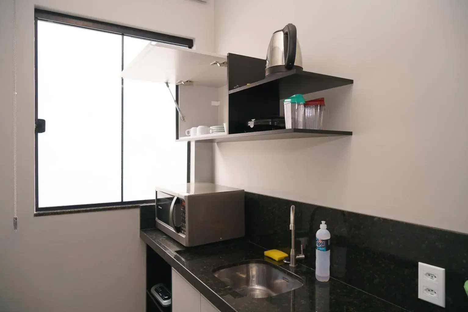 Kitchen or kitchenette in Vila Castelo Residencial no Centro de Foz Kitchen or kitchenette in Vila Castelo Residencial no Centro de Foz