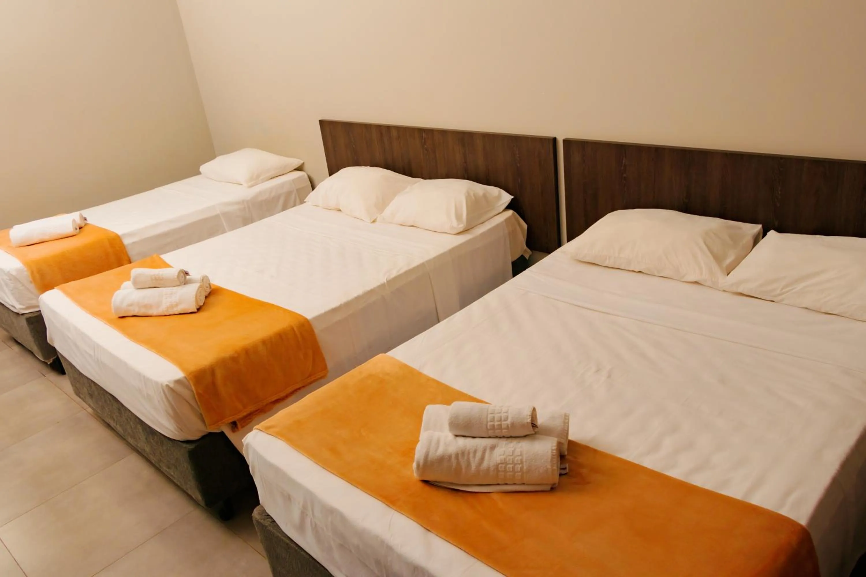 Bedroom, Bed in Vila Castelo Residencial no Centro de Foz