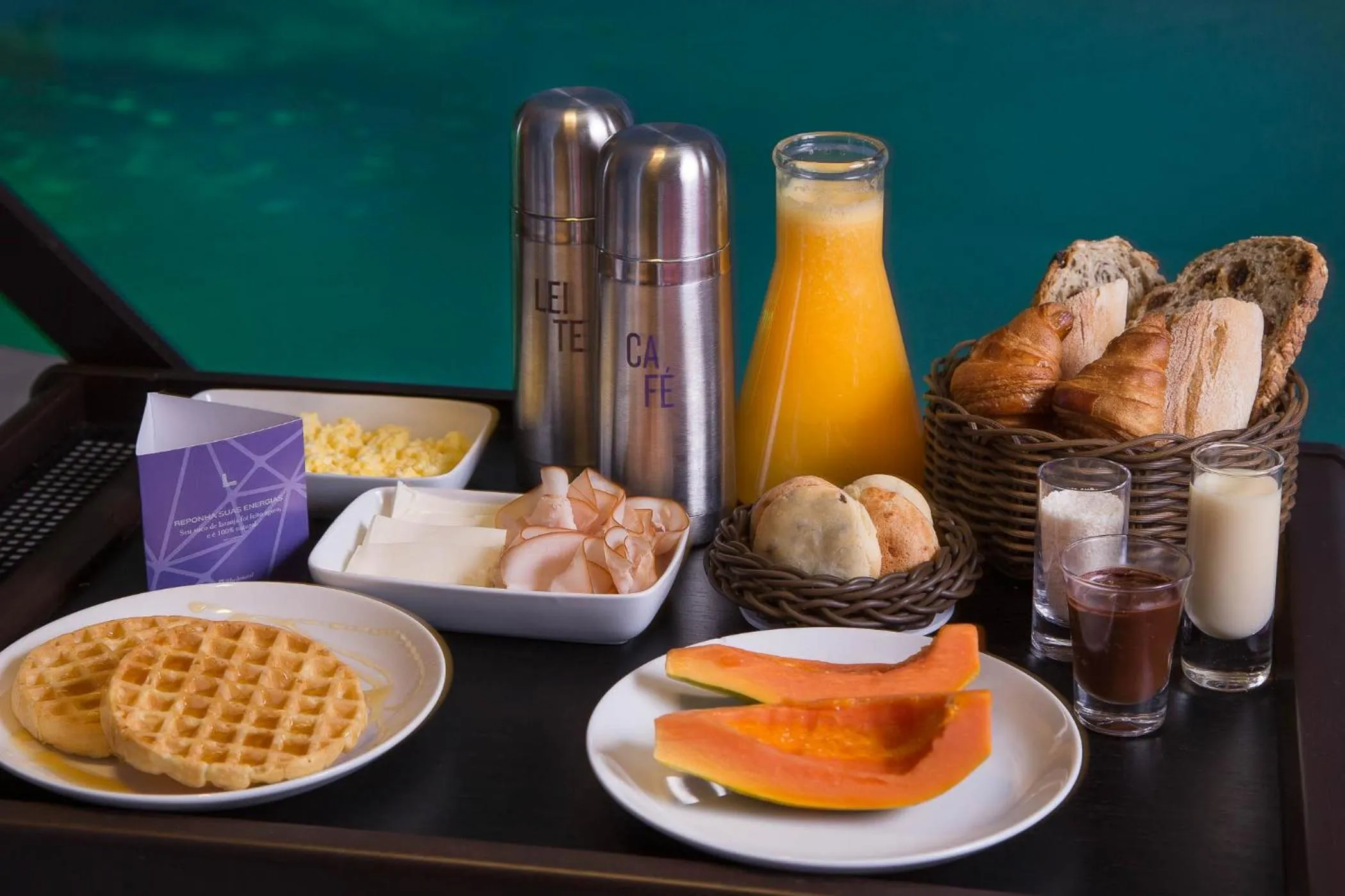 Continental breakfast in Lush Motel Ipiranga