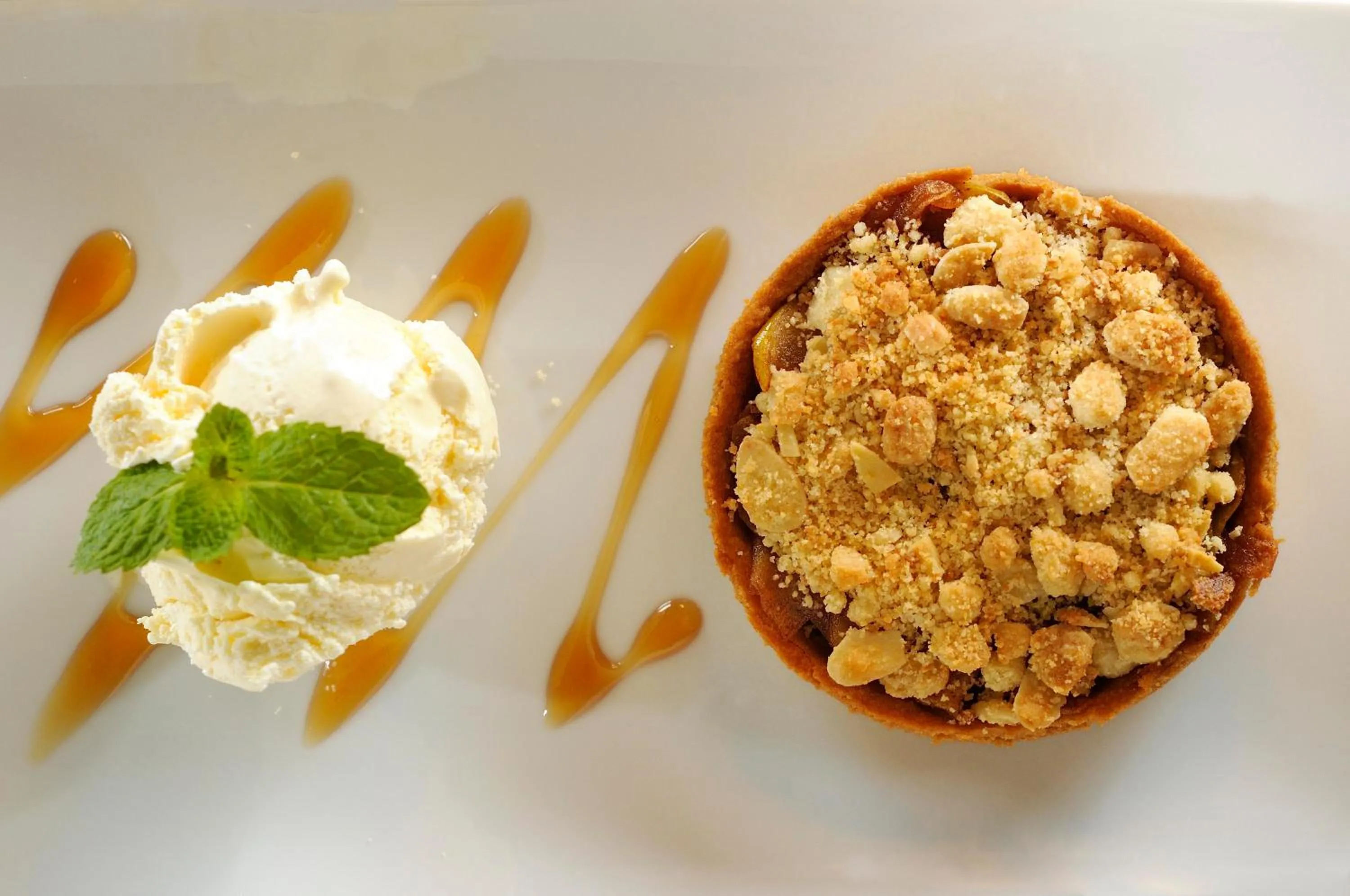 Food close-up in Lush Motel Ipiranga