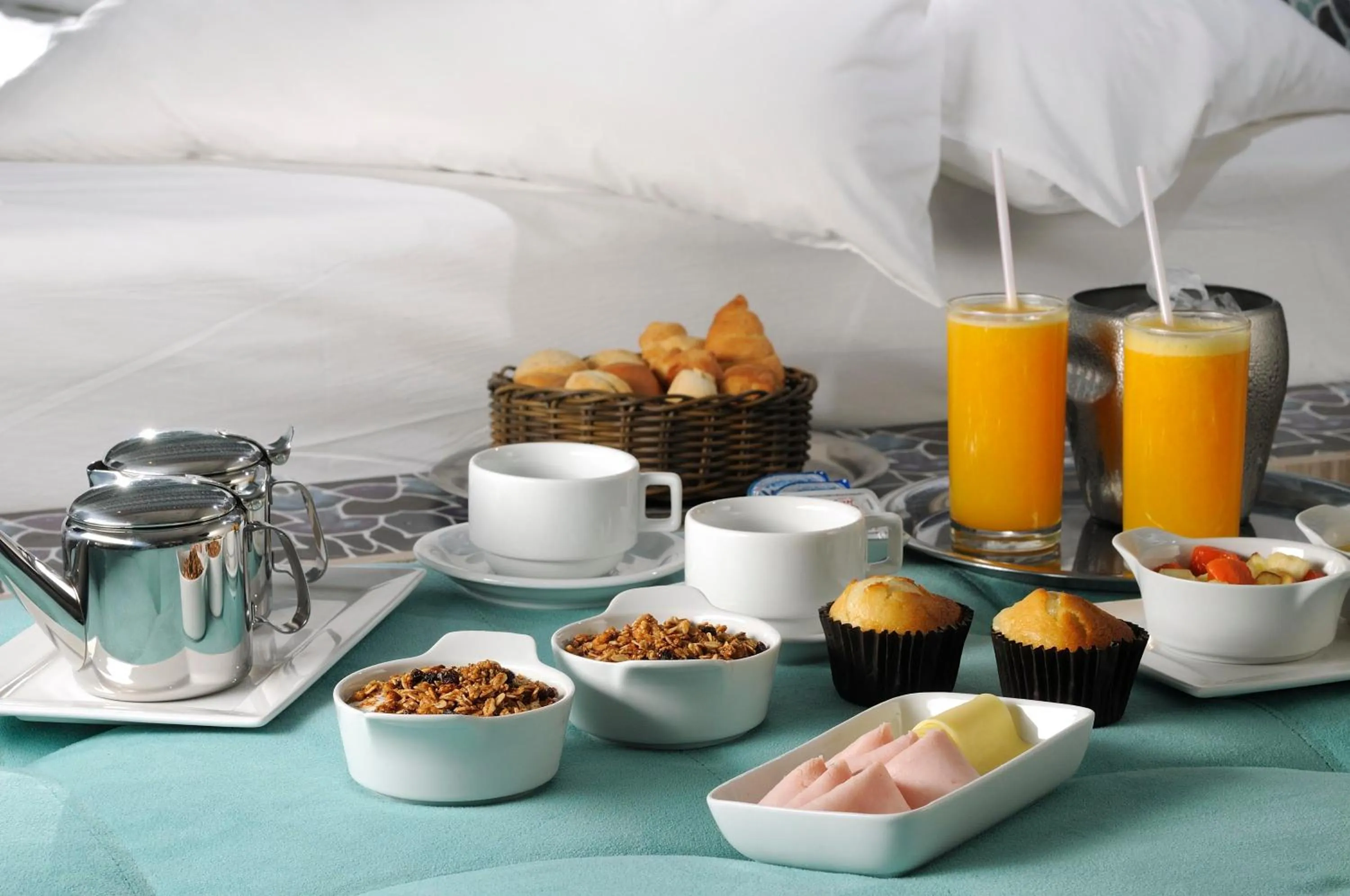 Breakfast in Lush Motel Ipiranga