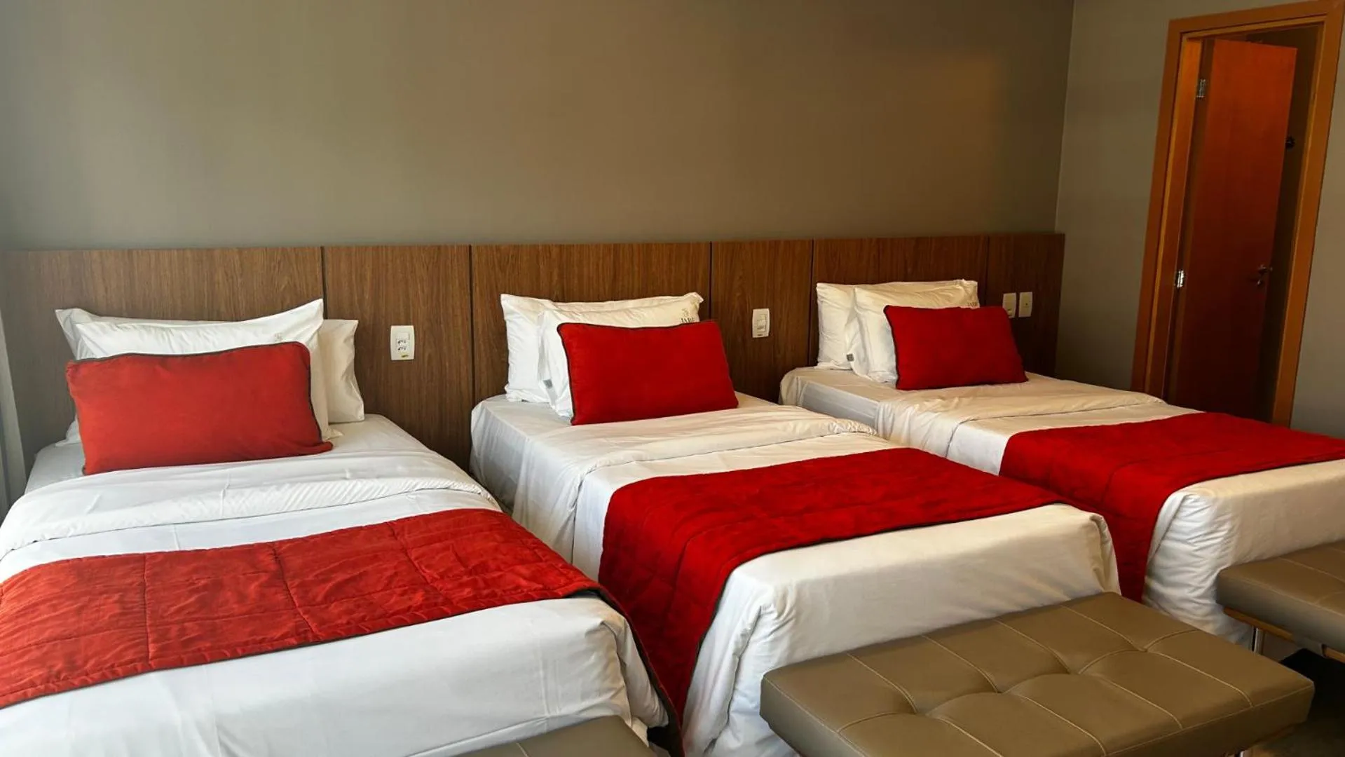 Bed in Jade Hotel Brasília